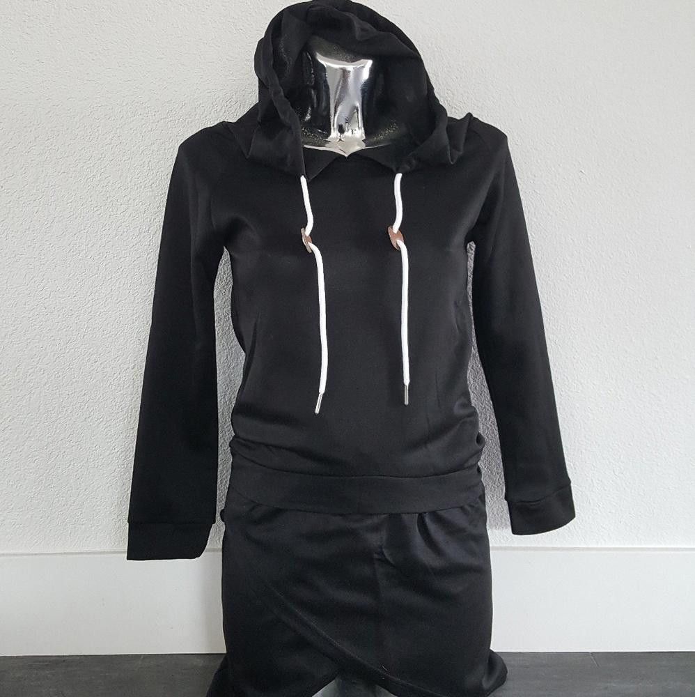 Designer Black Classic Slim Hooded Sport Suit Size 28" / US 6 / IT 42 - 1 Thumbnail