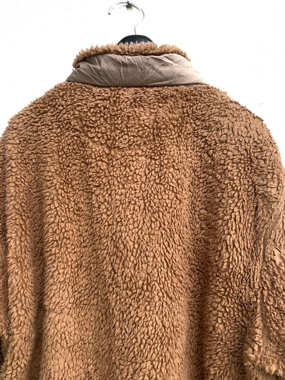 Japanese Brand × Uniqlo × White Mountaineering UNIQLO X White Mountaineering Sherpa Sweather Size US XL / EU 56 / 4 - 6 Thumbnail