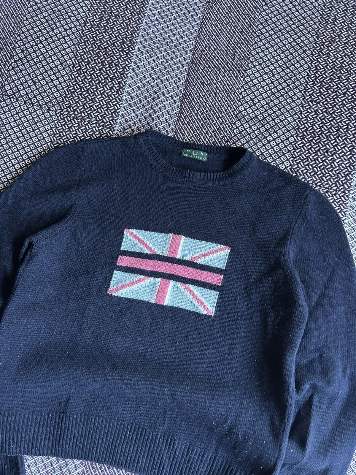 Fred Perry Vintage Fred Perry Big Logo Sweater Women Casual Style Sz M Size M / US 6-8 / IT 42-44 - 4 Thumbnail