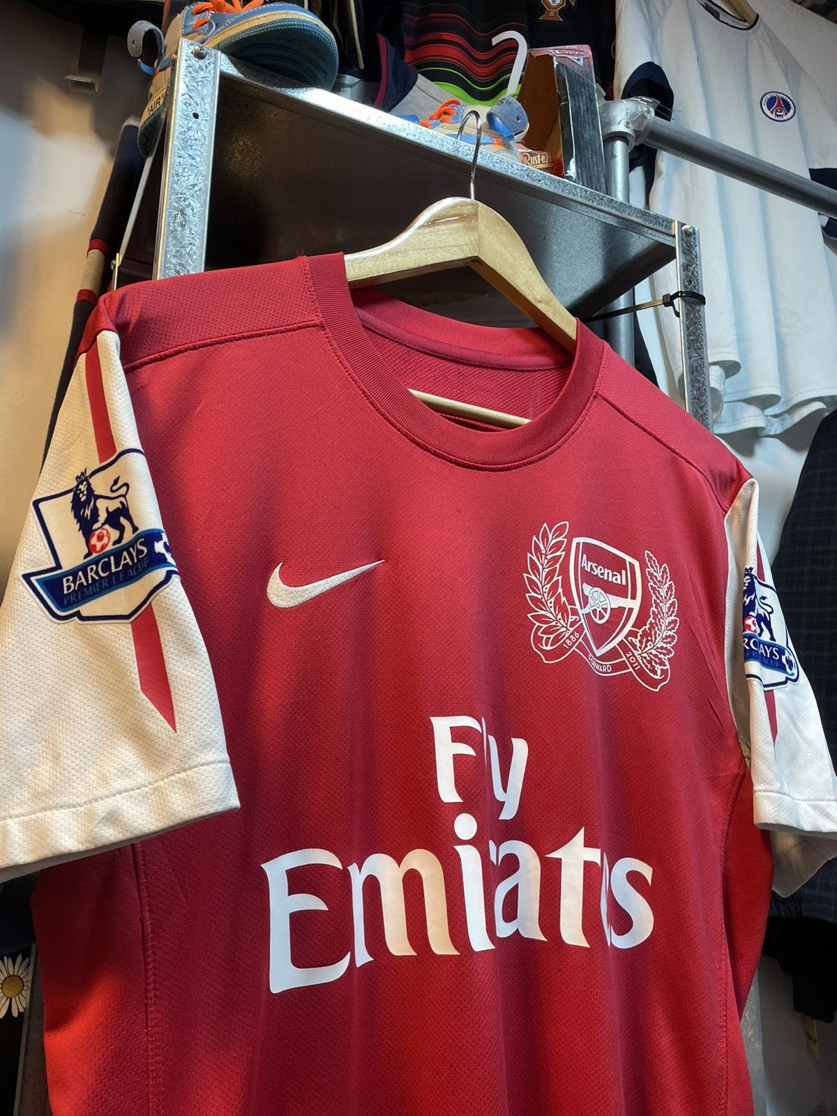 Nike × Vintage 2011-2012 Arsenal V.PERSIE10 Home Kit Size US M / EU 48-50 / 2 - 3 Thumbnail