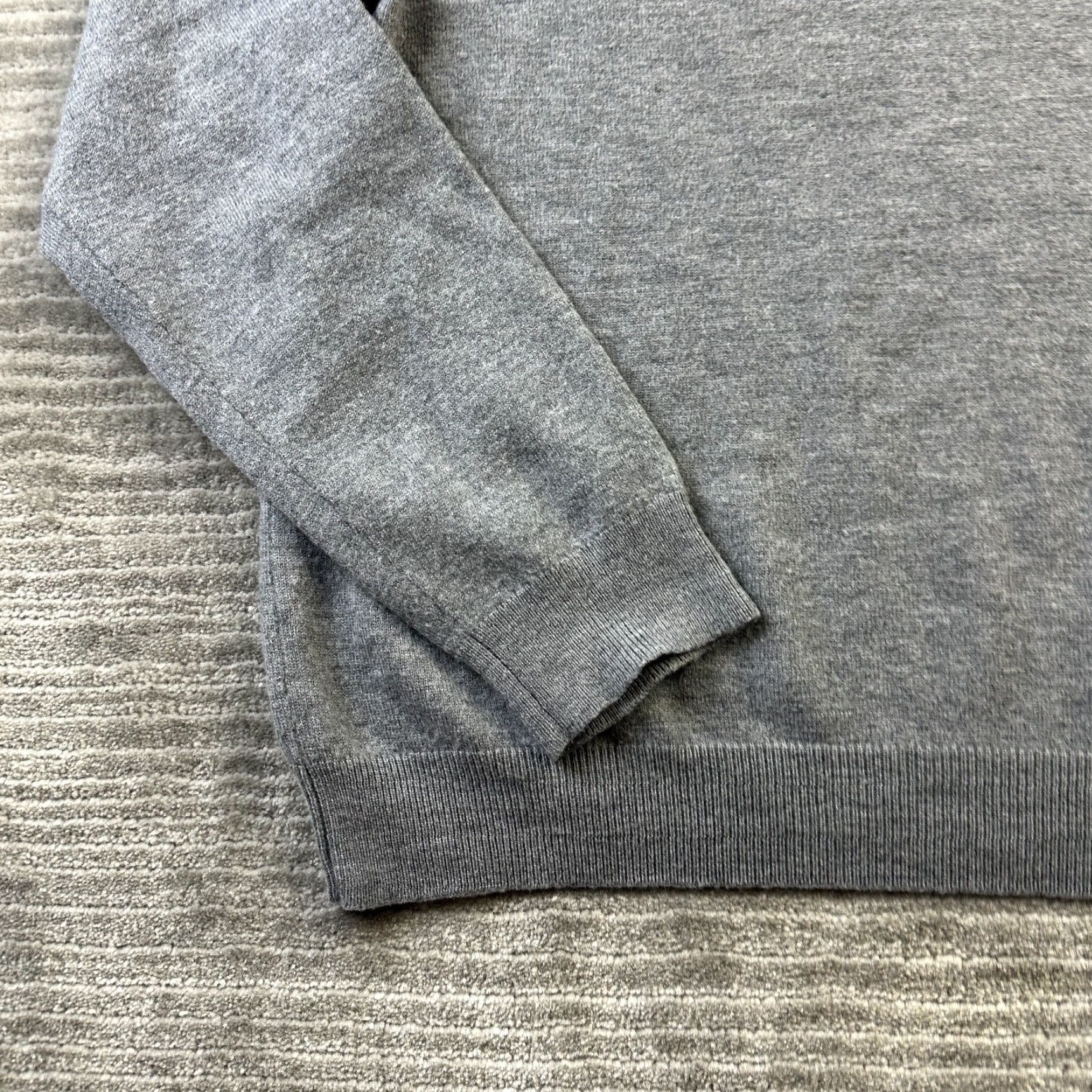 Brooks Brothers Brooks Brothers Sweater Mens Large Gray Merino Wool Blend Logo Pullover V-Neck Knit Cardigan All Seasons Classic Size US L / EU 52-54 / 3 - 3 Thumbnail