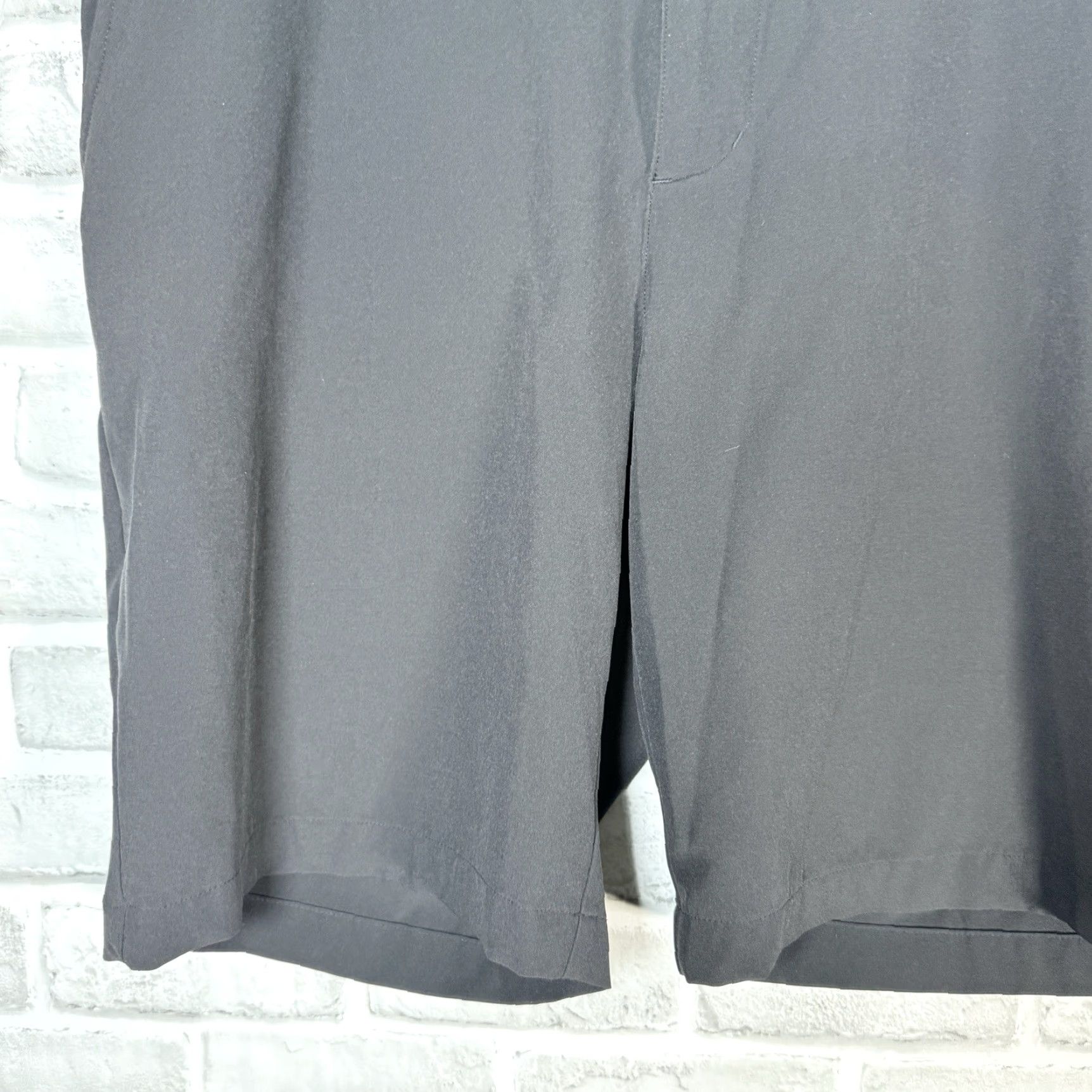Adidas Adidas Black Athletic Polyester Blend Golf Shorts Mens Size 33 Size US 34 / EU 50 - 3 Thumbnail