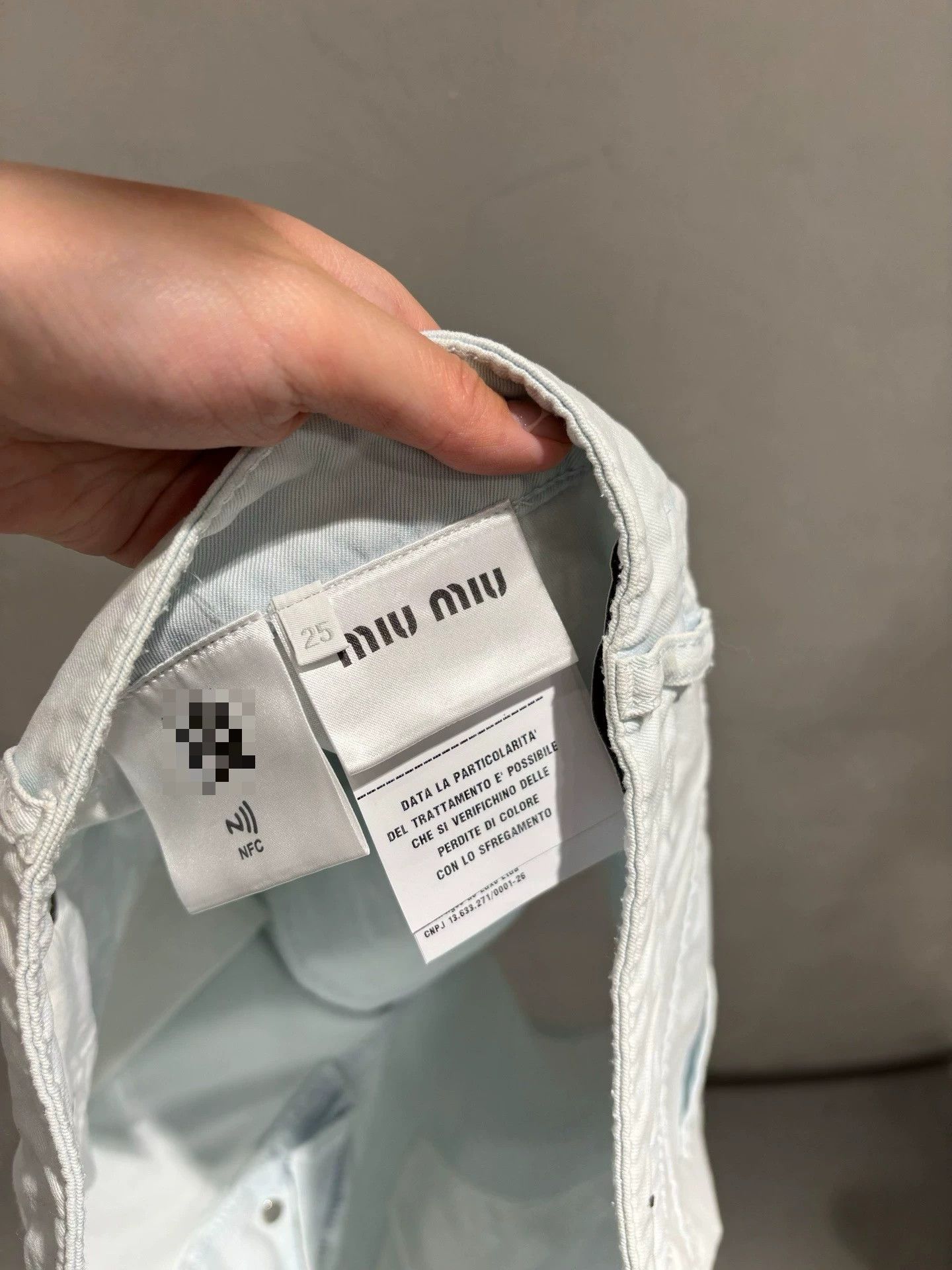 Miu Miu MIU MIU Washed Blue Denim Shorts 25 Low Pocket Logo Size 25" / US 0 / IT 36 - 3 Thumbnail