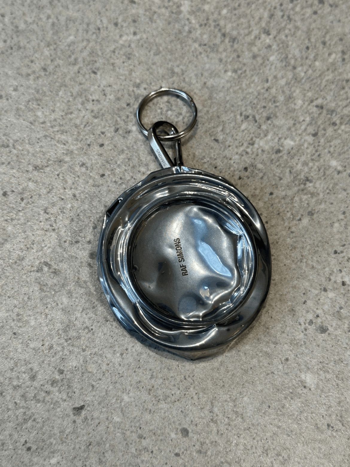 Raf Simons Raf Simons zip-top can keychain Size ONE SIZE - 2 Thumbnail