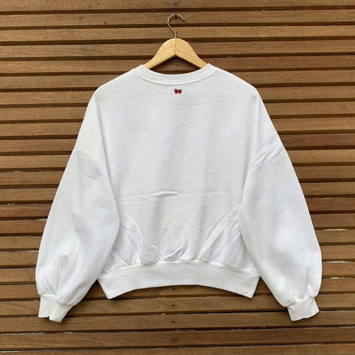 Cartoon Network Hello Kitty Cropped Crewneck Embroidered Logo Size M / US 6-8 / IT 42-44 - 2 Thumbnail