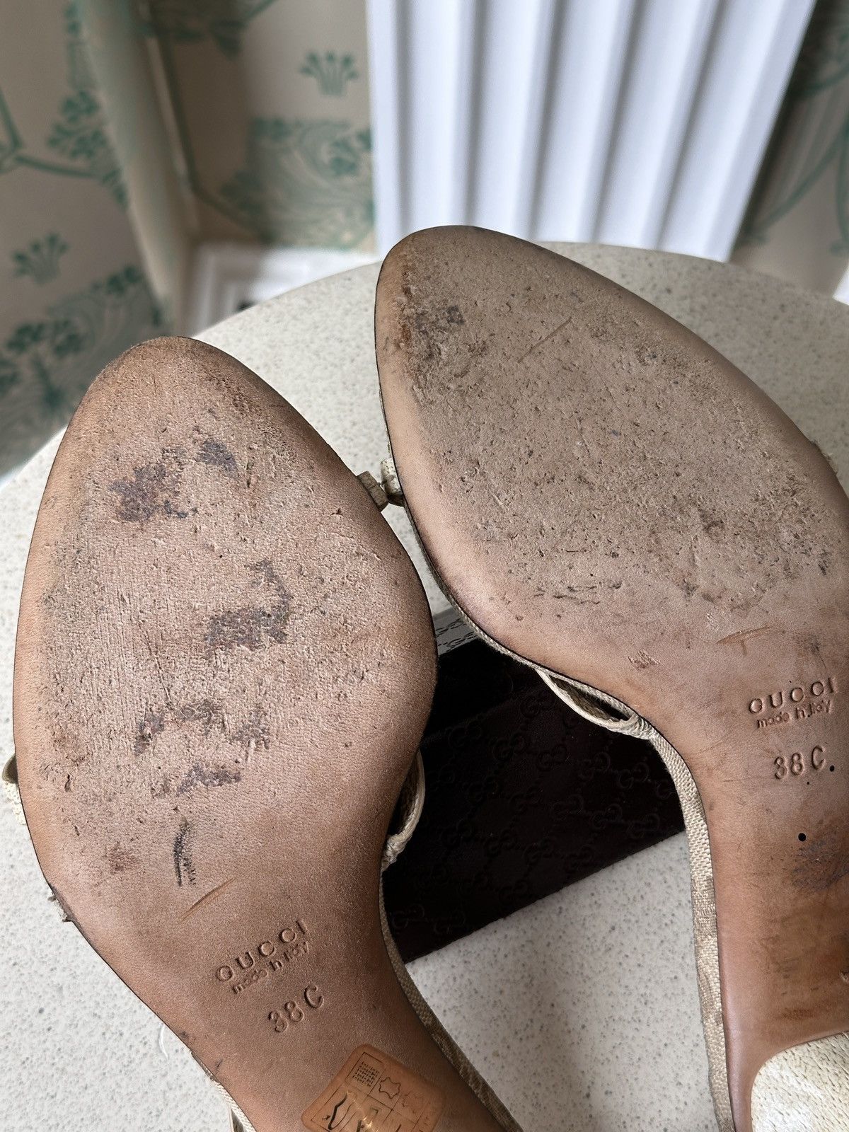 Gucci GUCCI Monogram Beige Kitten Heels Sandals Size 38,5/ 8,5 Size US 8 / IT 38 - 13 Thumbnail