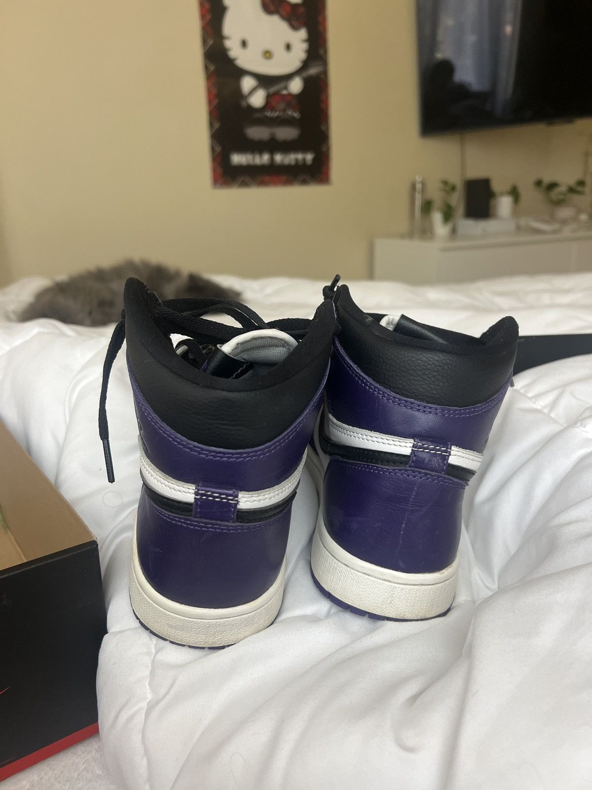 Jordan Brand Jordan 1 Court Purple Size US 7 / EU 40 - 6 Thumbnail