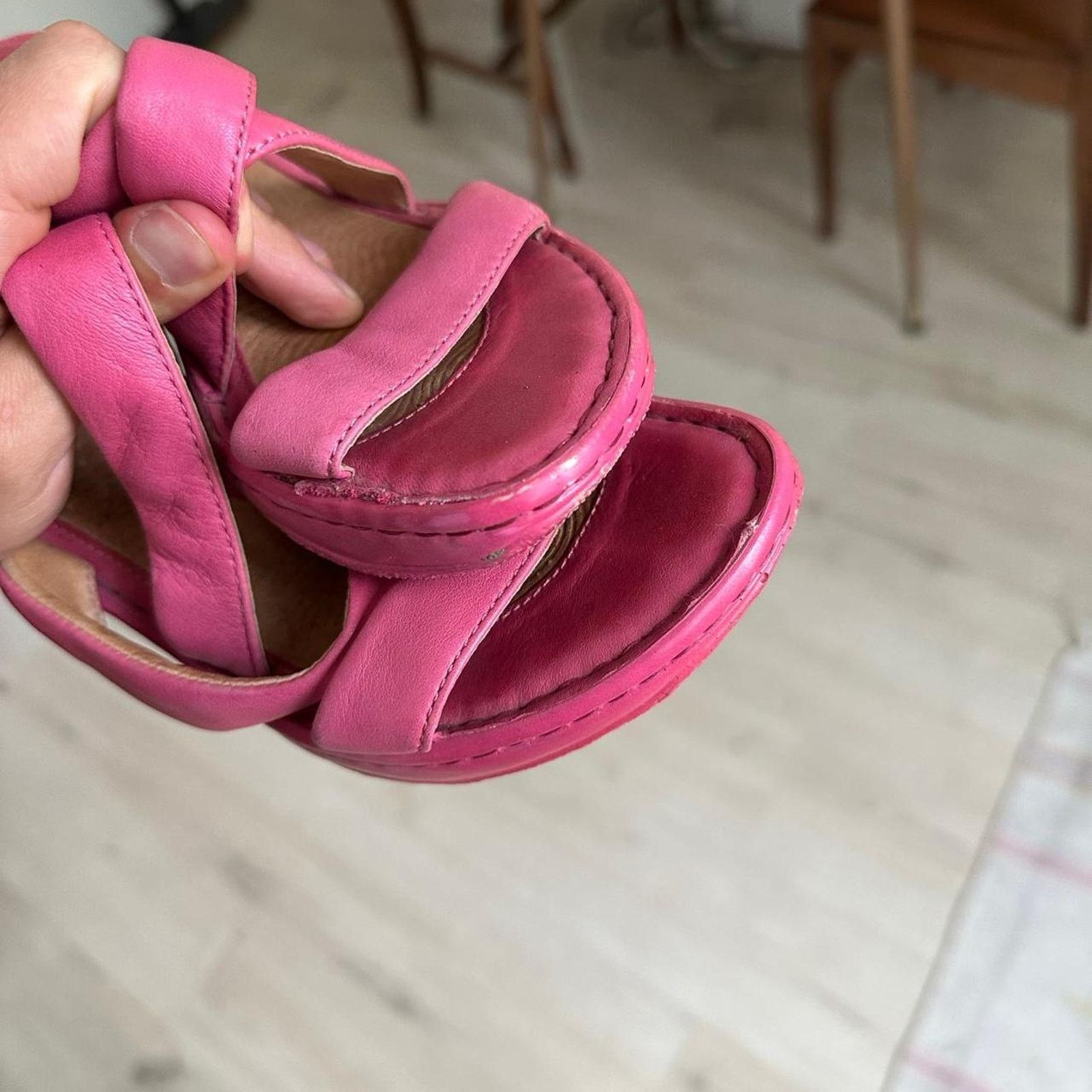 Vintage Vintage Pink Leather Strap Chunky Platform Slip On Sandals Size US 6 / IT 36 - 8 Thumbnail