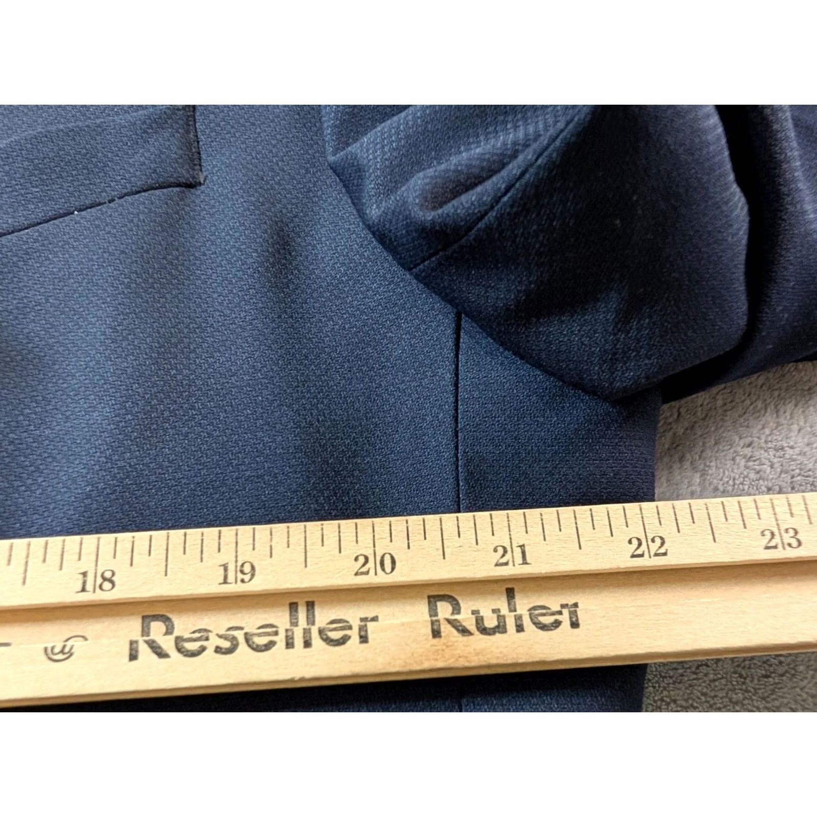 Jos. A. Bank Jos. A. Bank Blazer Jacket Sport Coat NFL Seattle Seahawks Navy Blue Men's 46R Blazer Men 46R Navy Blue Seattle Seahawks - Vintage: No Size 46R - 4 Thumbnail