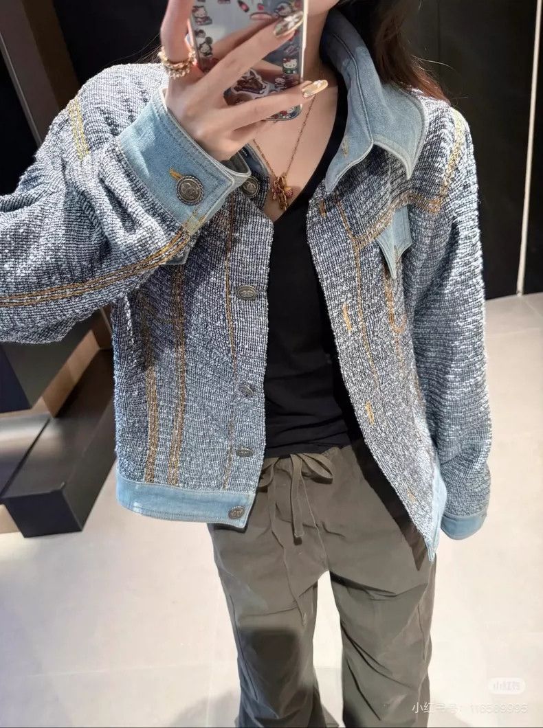 Chanel Chanel Light blue denim tweed jacket Size M / US 6-8 / IT 42-44 - 5 Thumbnail