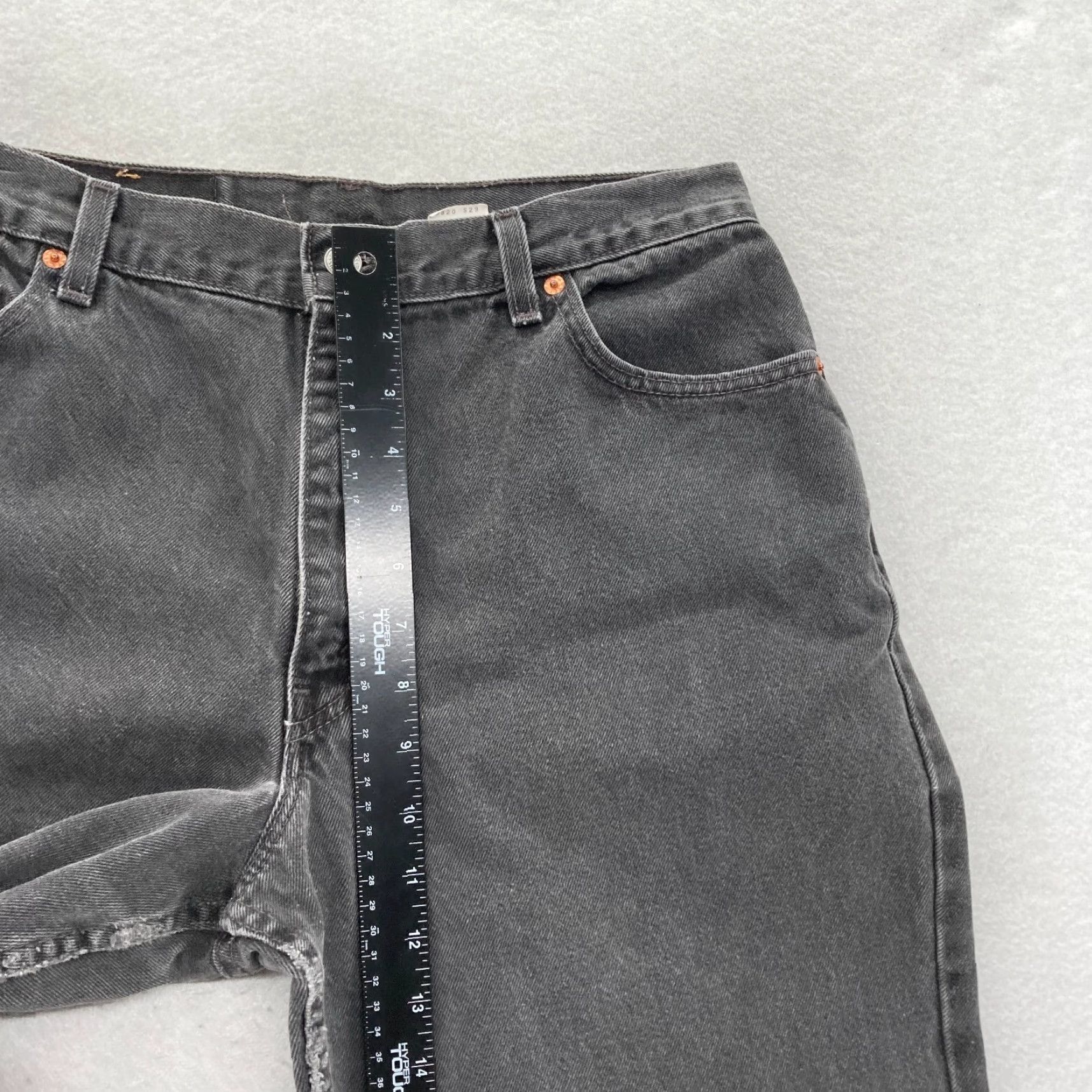 Levi's Vintage Levi's 550 Jeans Women's 14 Long Relaxed Tapered Black Denim 2000 Levi's 550 90s Jeans Women Black Denim Long Relaxed Tapered Jeans Size 36" / US 14 / IT 50 - 7 Thumbnail