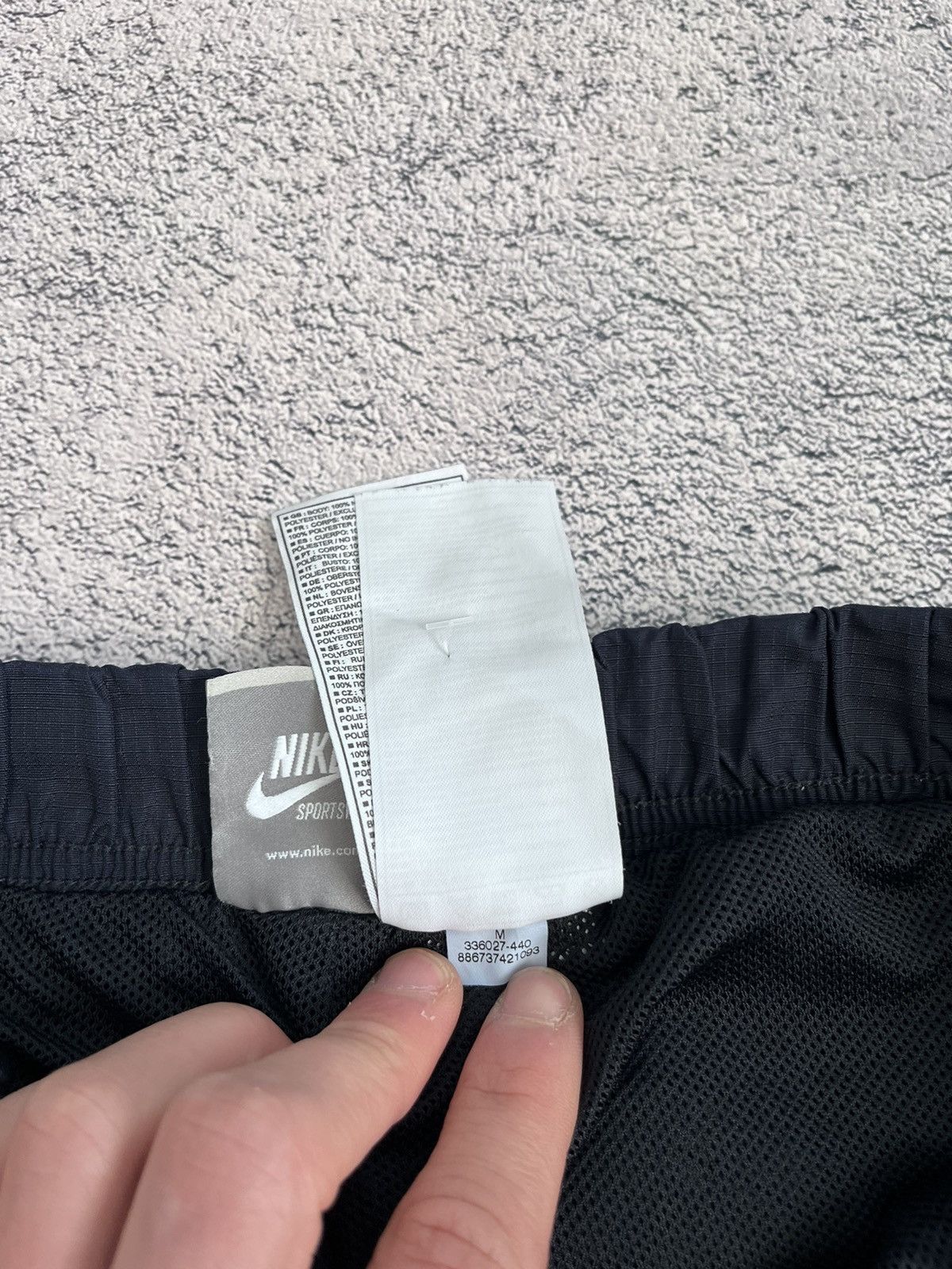 Nike Nike Men’s Track Pants Nylon Vintage Sportswear Blue Size M Size US 32 / EU 48 - 8 Thumbnail