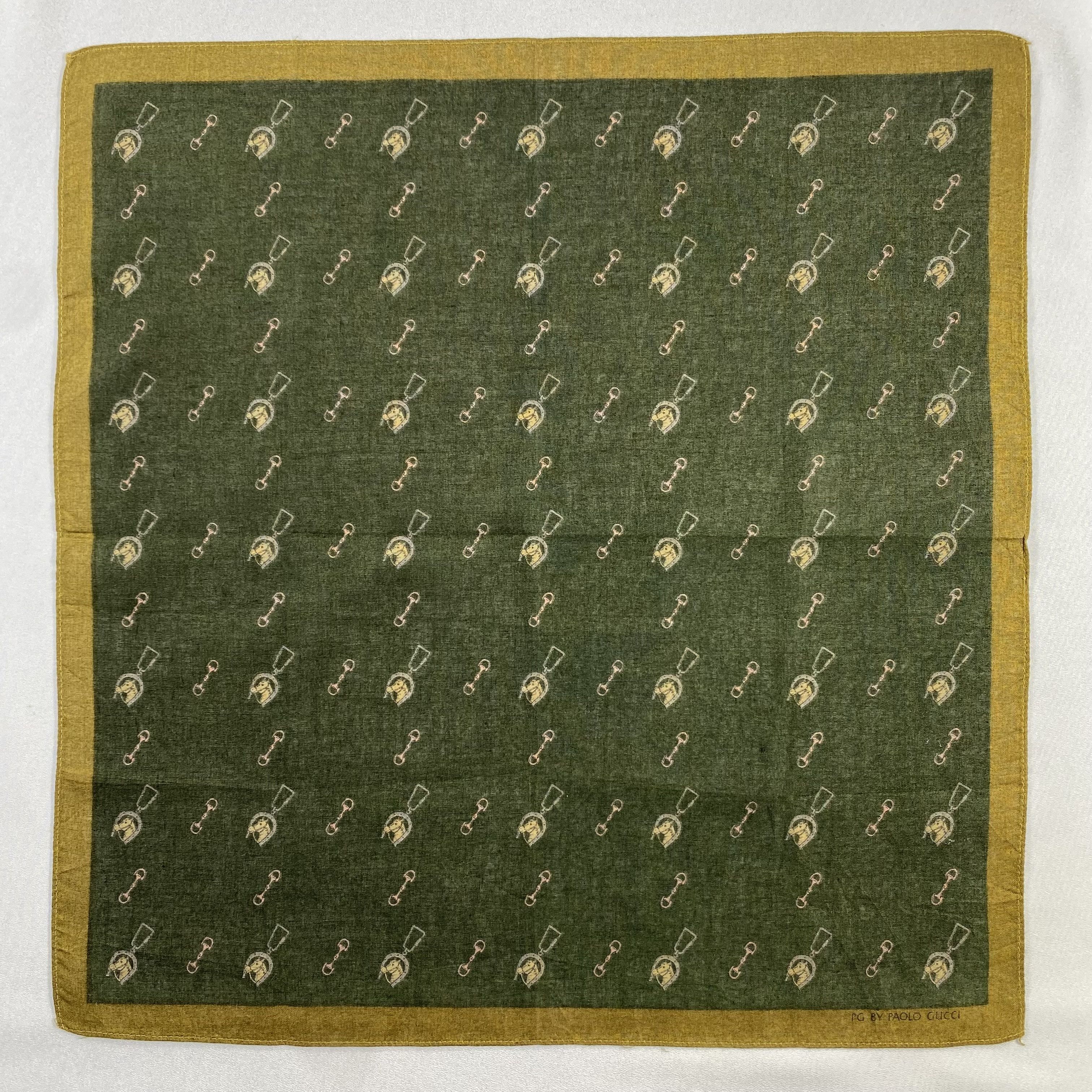 Paolo Gucci × Vintage Paolo Gucci Handkerchief / Neckerchief / Bandana-P1404 Size ONE SIZE - 1 Thumbnail