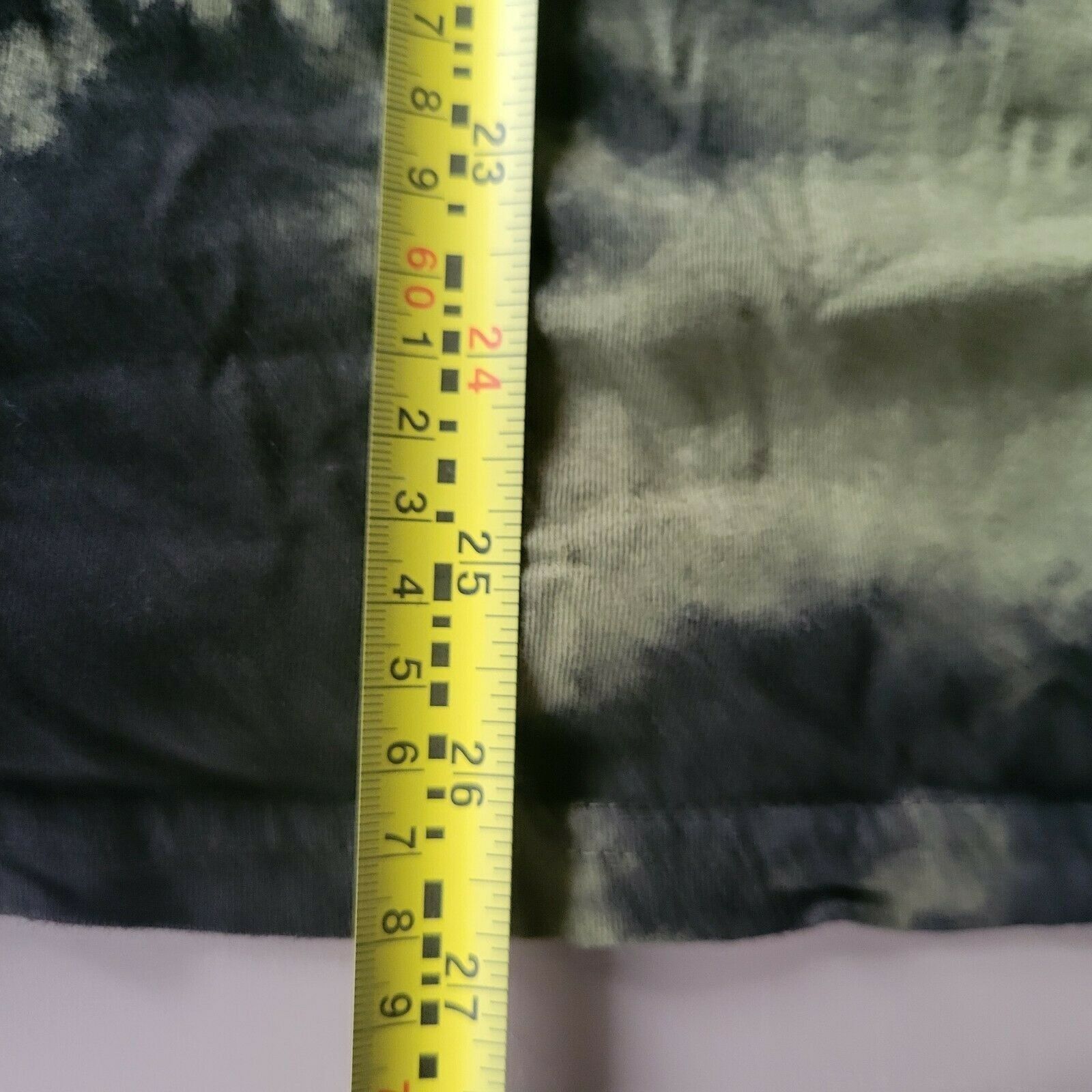 Levi's Men's Levi's Prewashed Camo Tshirt. Size Medium. Size US M / EU 48-50 / 2 - 7 Thumbnail