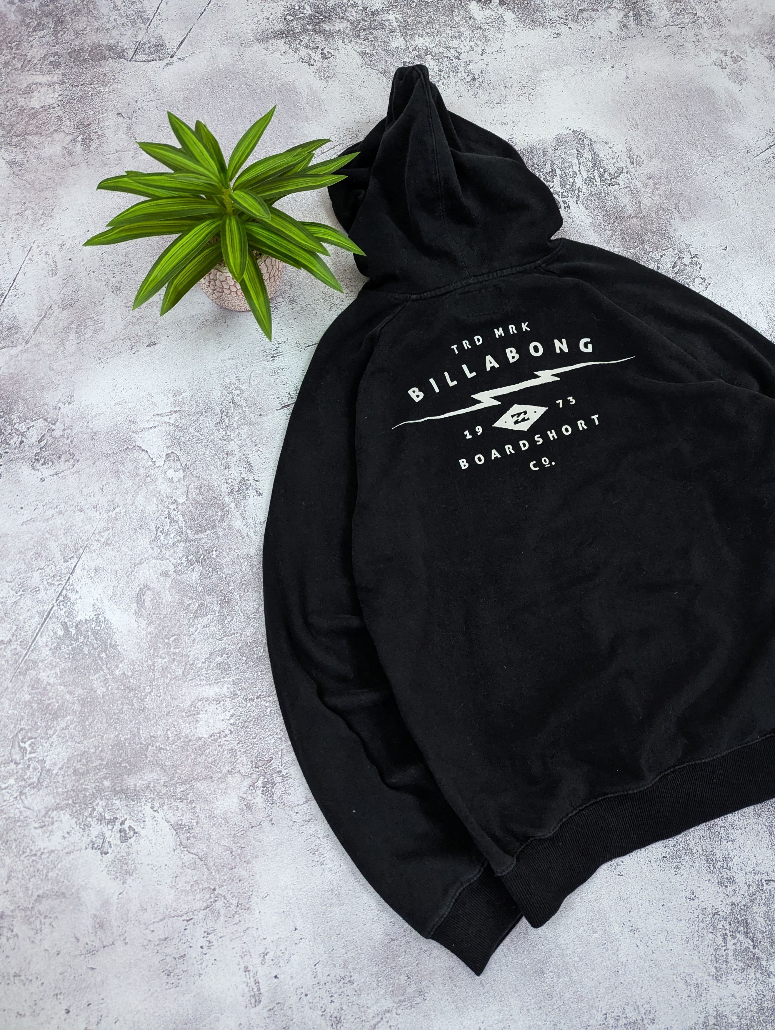 Billabong Billabong Hoodie Black Logo Surf Skate Size L Vintage Size US L / EU 52-54 / 3 - 6 Thumbnail