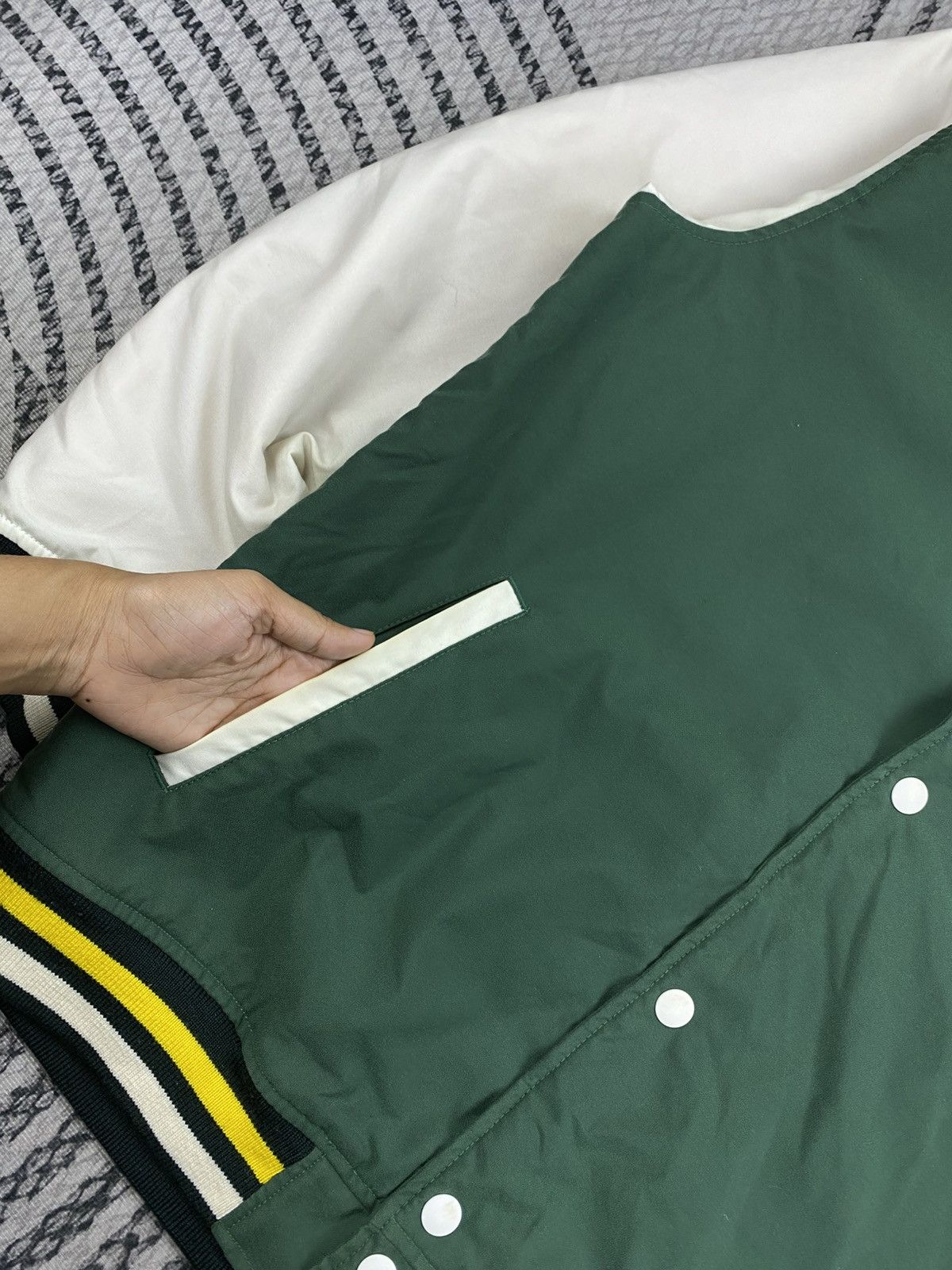 Japanese Brand Vintage Suffer Striped Ribbing Snap Button Varsity Jacket Size US M / EU 48-50 / 2 - 6 Thumbnail