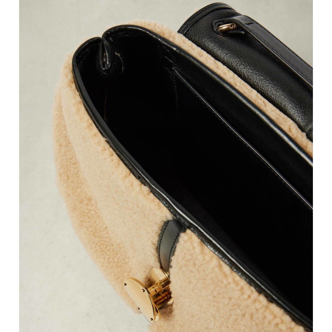 Chloe Chloe Penelope Sweet Beige Shearling Shoulder Bag New & Auth Size ONE SIZE - 2 Thumbnail