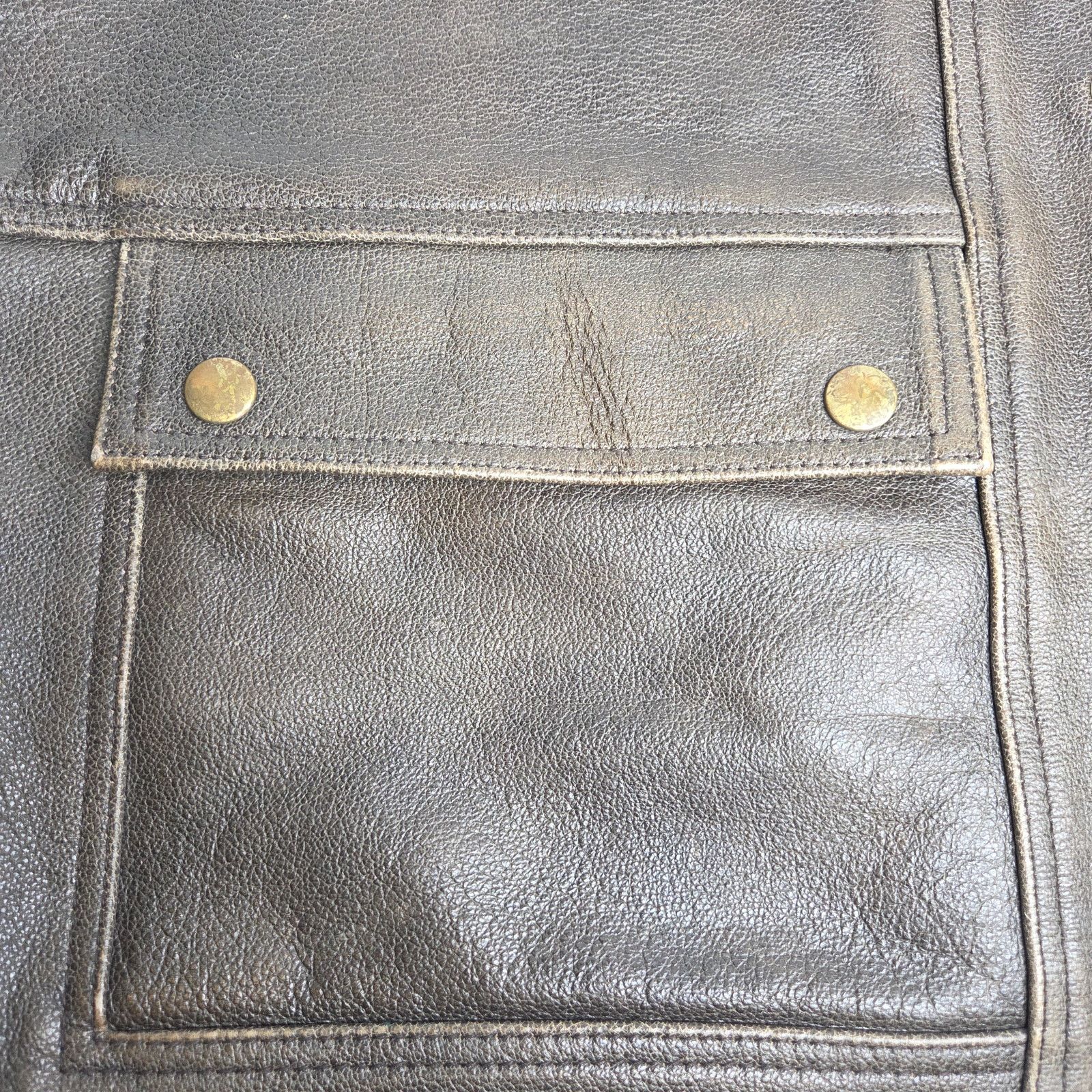 21 Men Vintage Men's Himalaya Leather Motorcycle Riding Vest Size US XL / EU 56 / 4 - 12 Thumbnail
