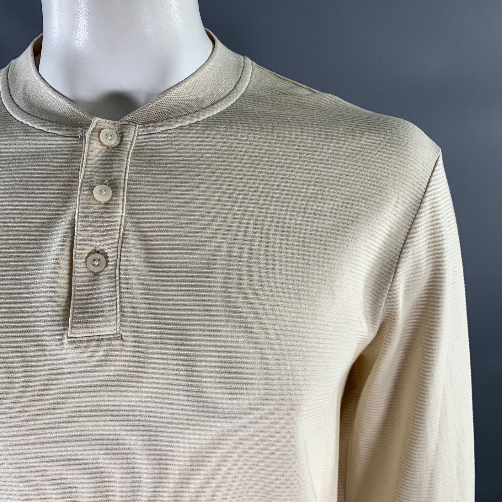 Hugo Boss HUGO BOSS Size XL Cream Ribbed Cotton Henley Pullover Size US XL / EU 56 / 4 - 2 Thumbnail