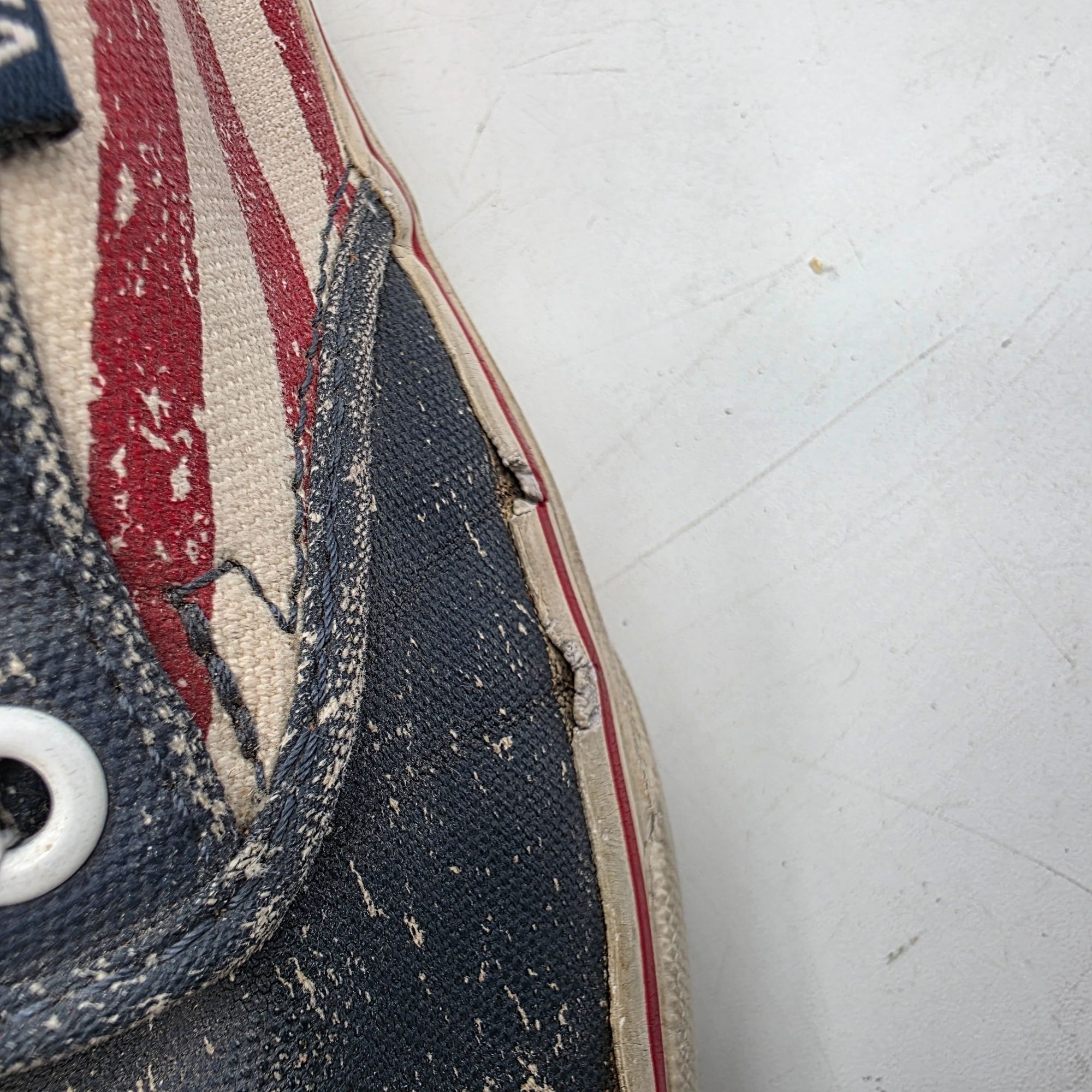 Vans Vans Atwood Mens Size 9 Red White Blue Shoes American Flag C Size US 9 / EU 42 - 15 Thumbnail