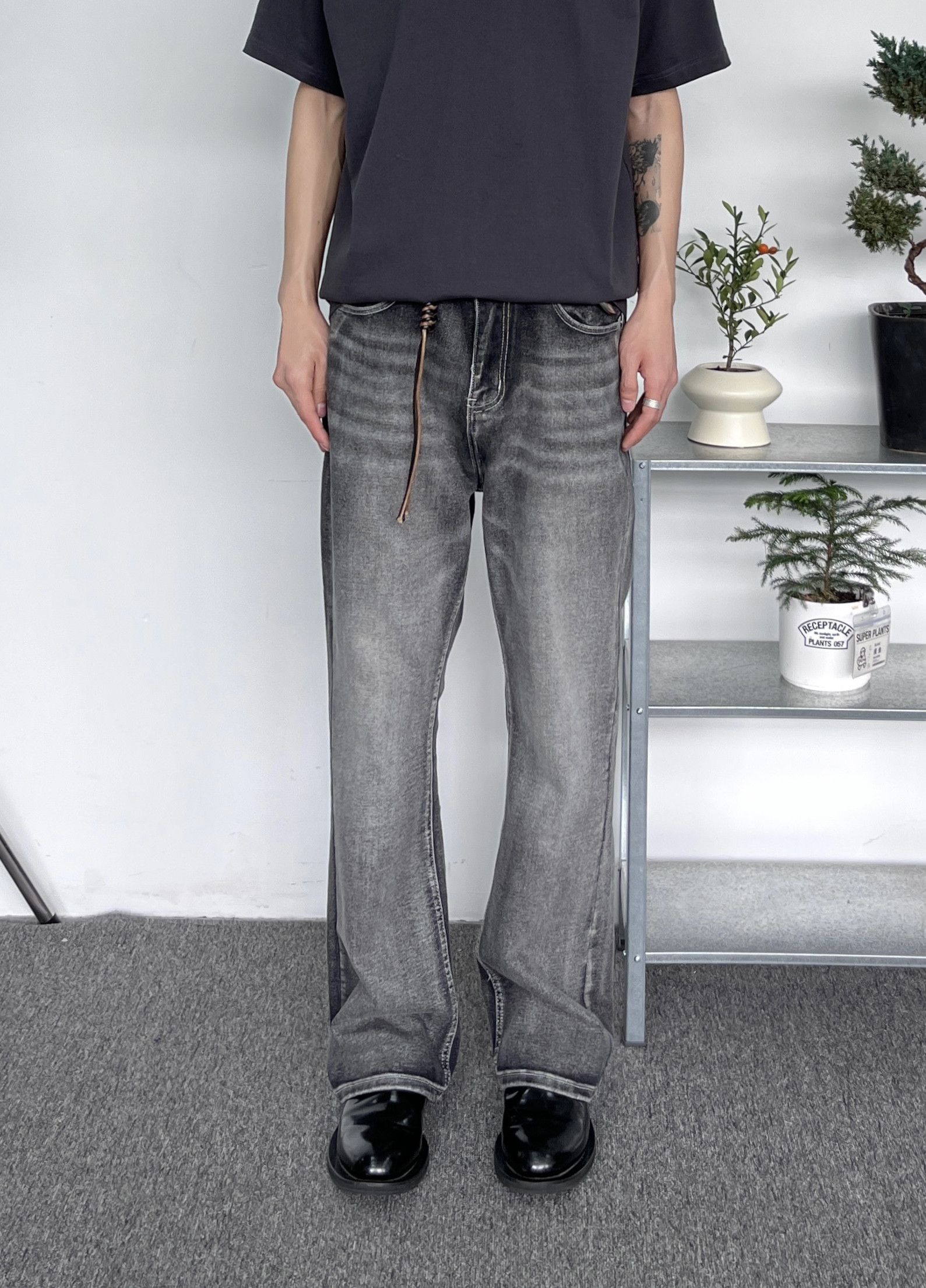 washed faded y2k flared yuppie jeans