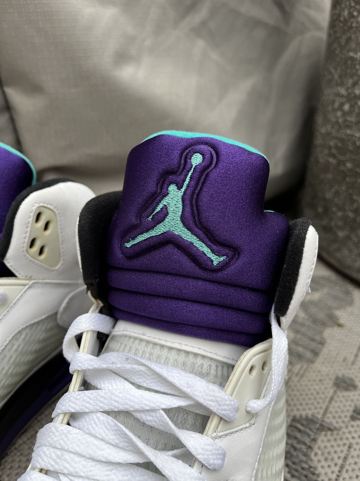 Jordan Brand Air Jordan 5 White Grape Sneakers (unisex) Size US 12 / EU 45 - 11 Thumbnail