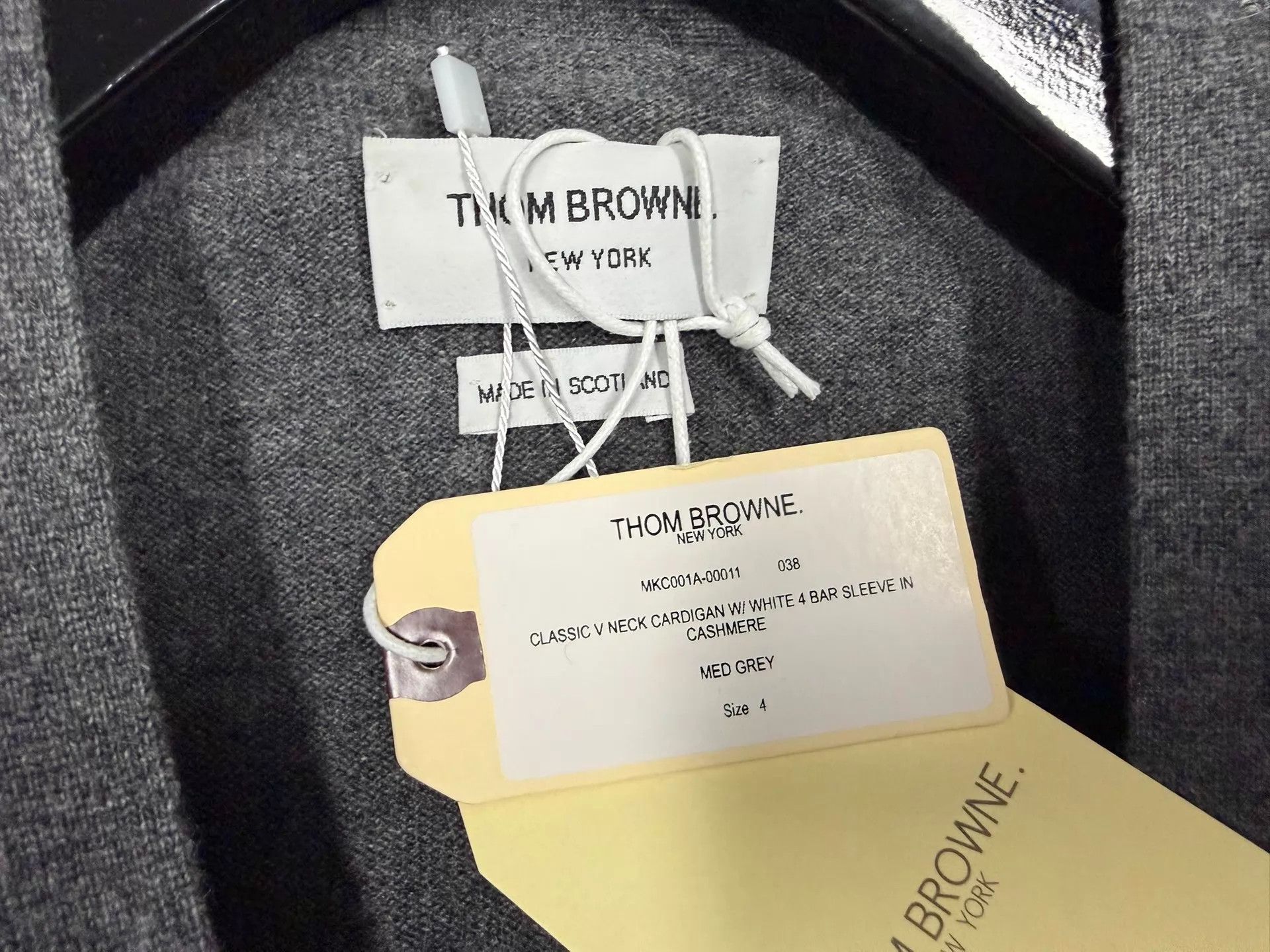 Thom Browne Thom Browne 4-Bar Cashmere Cardigan Medium Gray Size4 Size US XL / EU 56 / 4 - 4 Thumbnail