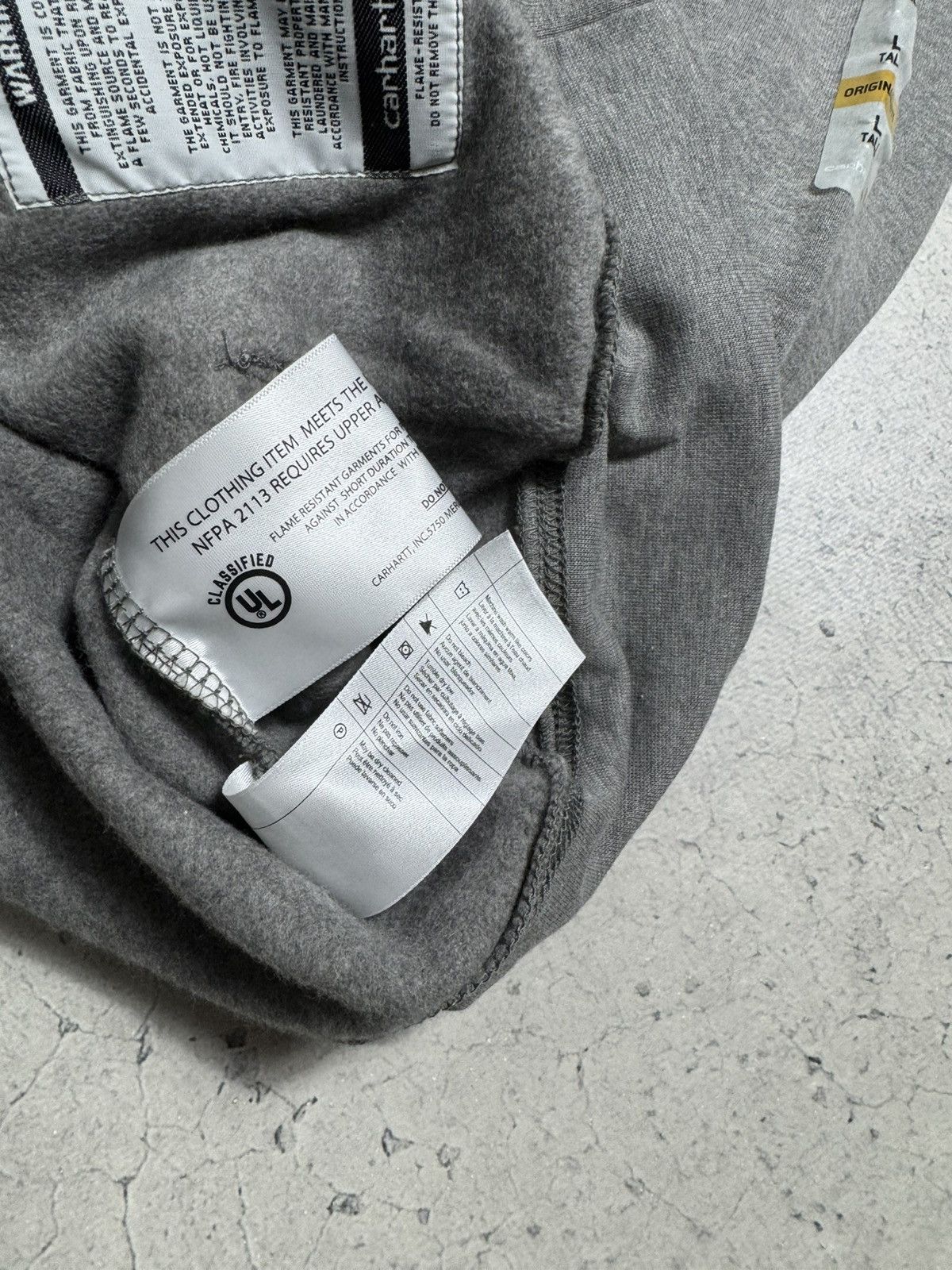 Carhartt Carhartt New Grey Full Zip Hoodie Size L Vintage Size US L / EU 52-54 / 3 - 11 Thumbnail