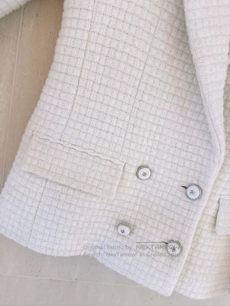 Chanel Chanel 21B Autumn and Winter Preview White Wafflog Jacket Size XXS / US 00 / IT 34 - 4 Thumbnail