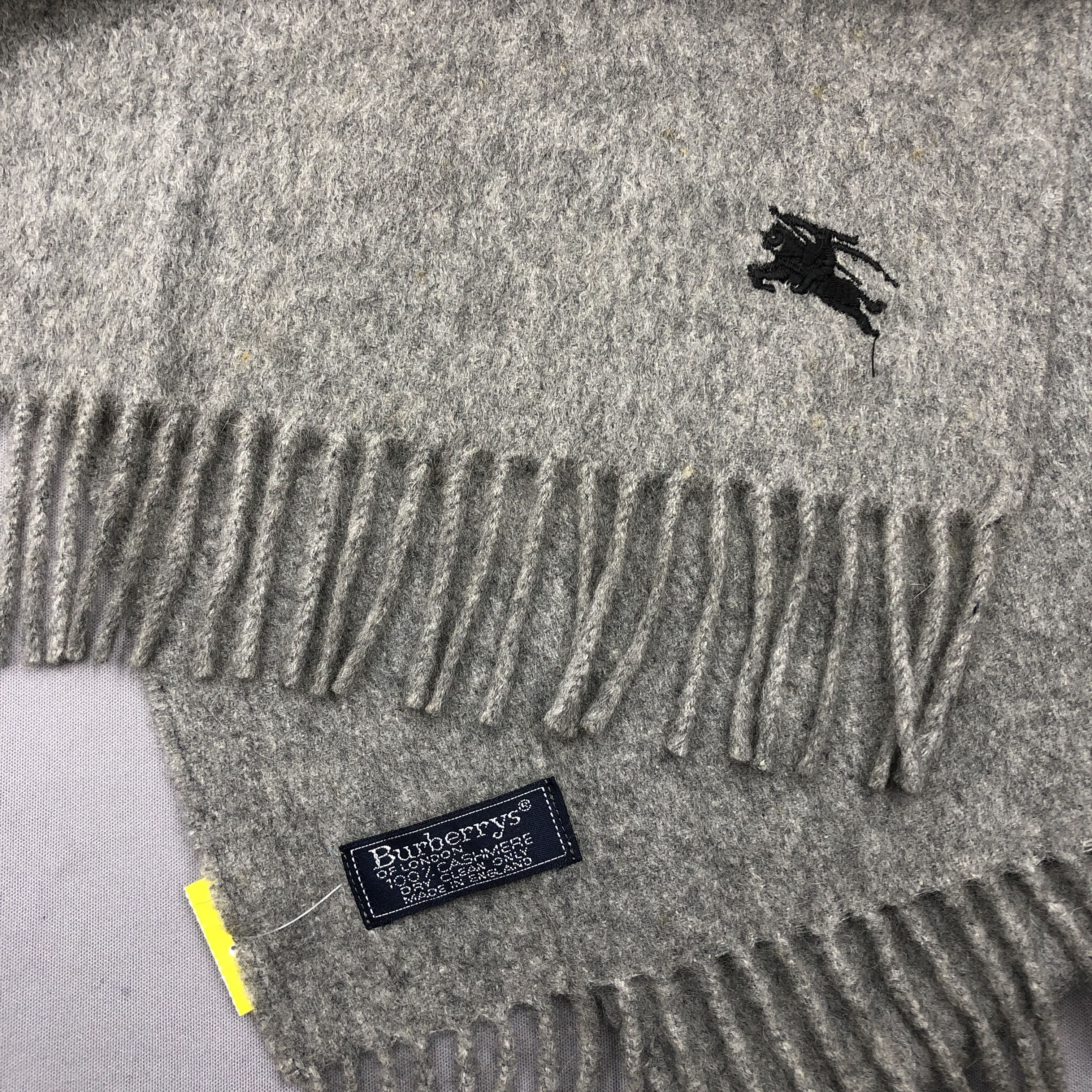 Burberry Vintage Burberry Scarf Muffler Wool Cashmere Scarves Size ONE SIZE - 4 Thumbnail