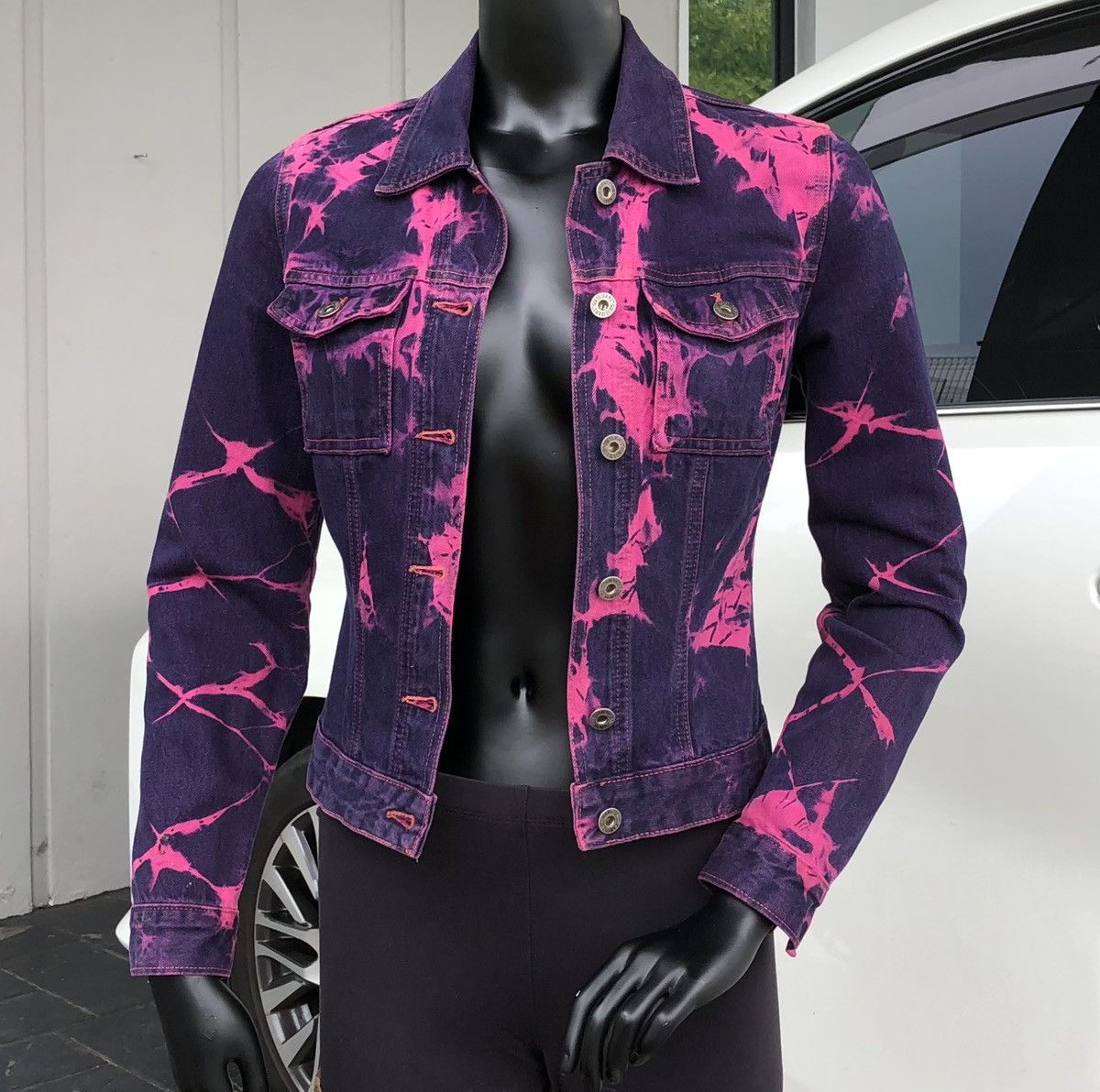 Guess Vintage Guess USA Purple Tie Dye Denim Jacket Made In USA Size S / US 4 / IT 40 - 1 Thumbnail