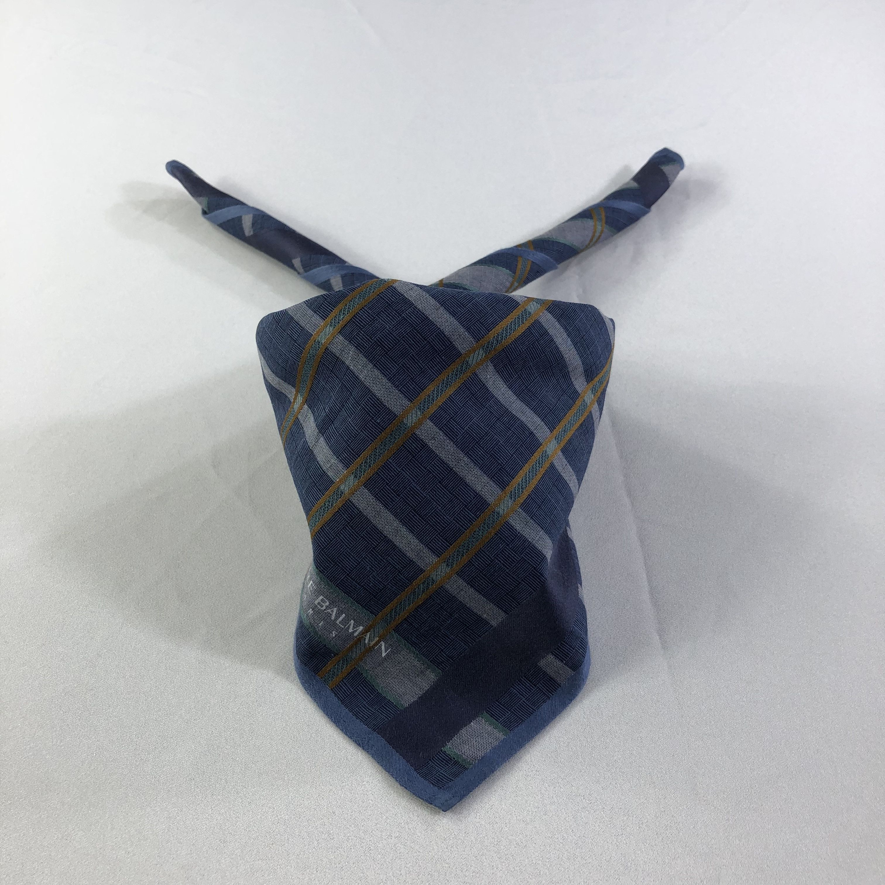 Pierre Balmain × Vintage Pierre Balmain Handkerchief Neckerchief Bandana H1550 Size ONE SIZE - 1 Thumbnail