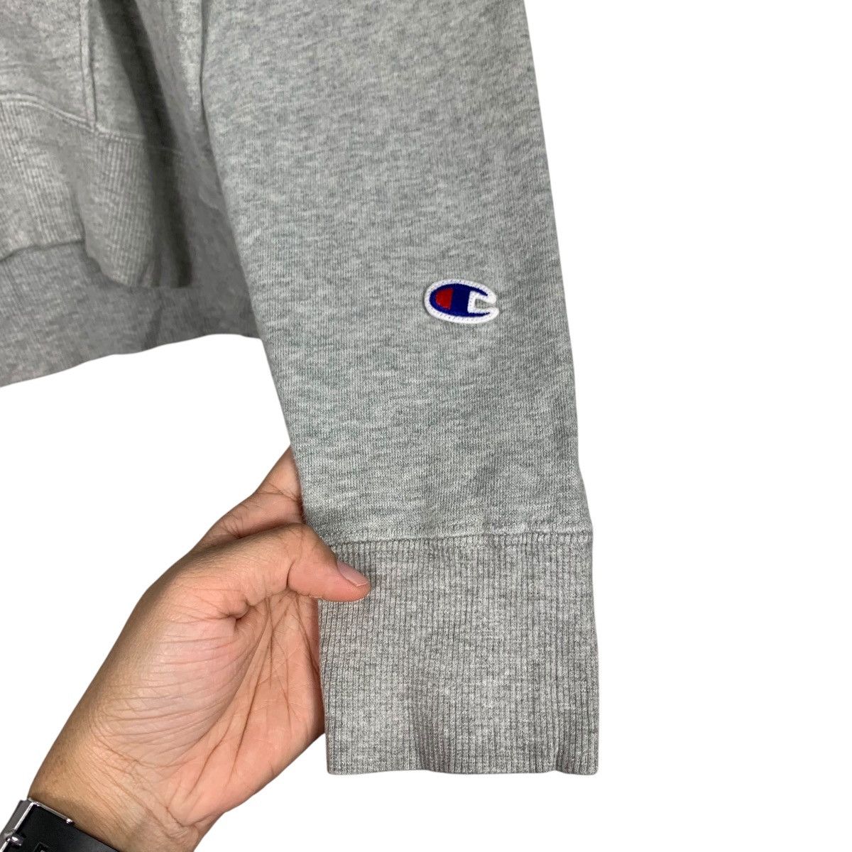 Champion Vintage Y2K CHAMPION Big Logo Pullover Hoodies #2213-C98 Size US M / EU 48-50 / 2 - 12 Thumbnail