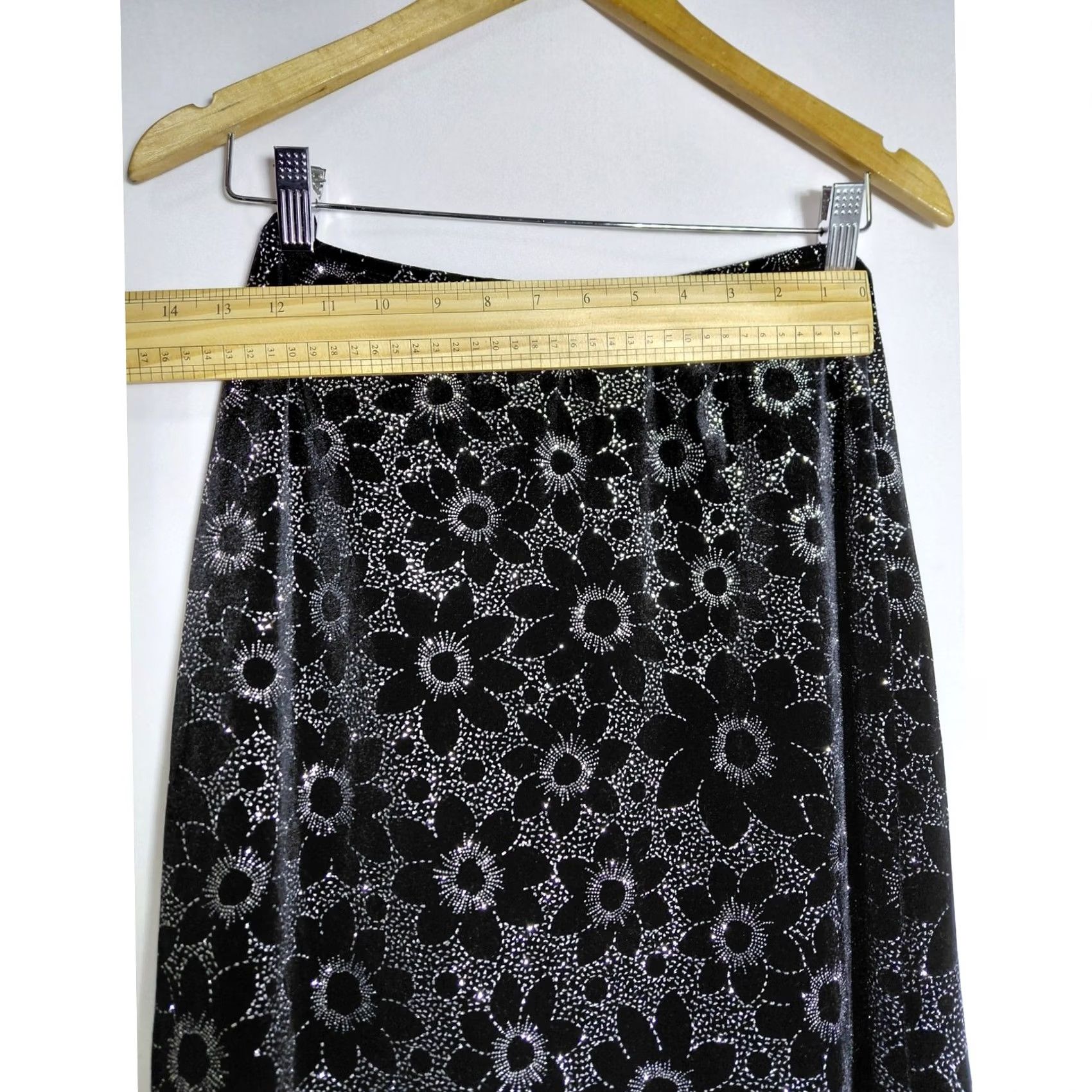 Vintage Notations Black Floral Print Skirt Women Size S Knit A-Line Size 28" / US 6 / IT 42 - 7 Thumbnail