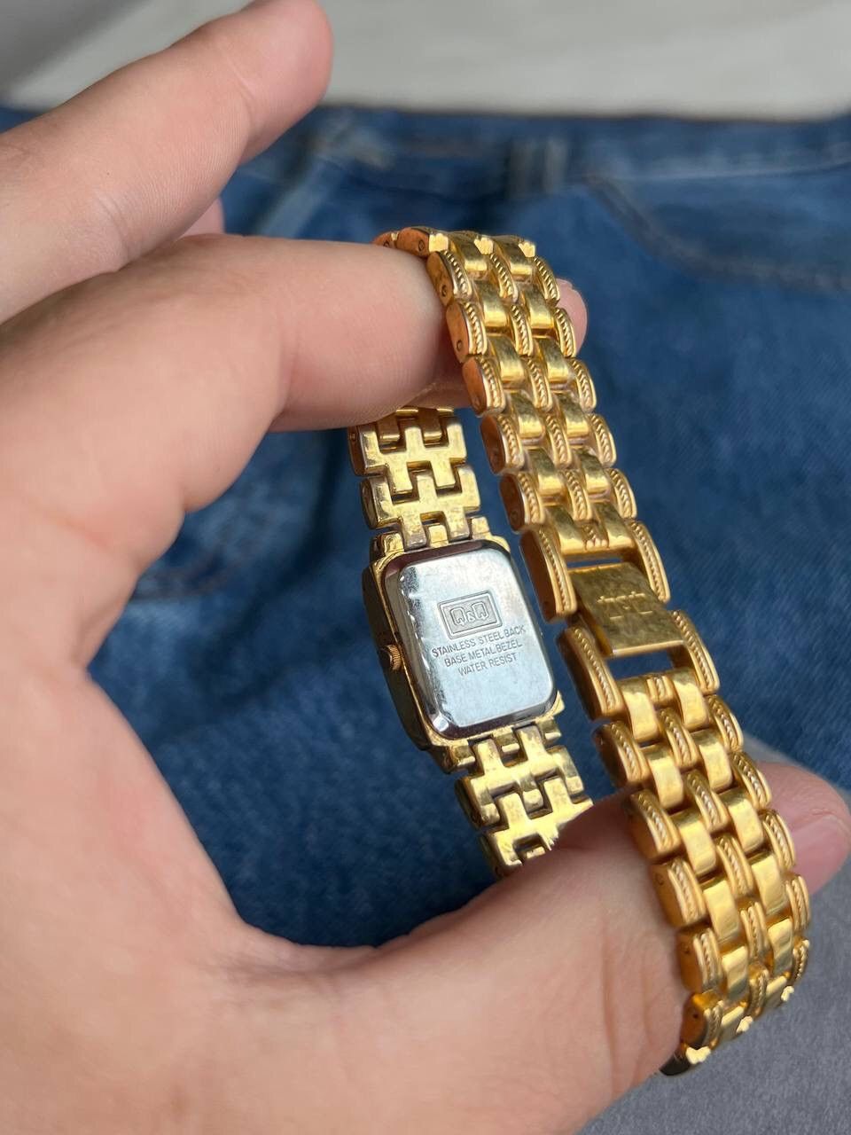 Japanese Brand × Vintage Vintage Japanese Style Watch Gold Tone Retro 2000s Size ONE SIZE - 3 Thumbnail