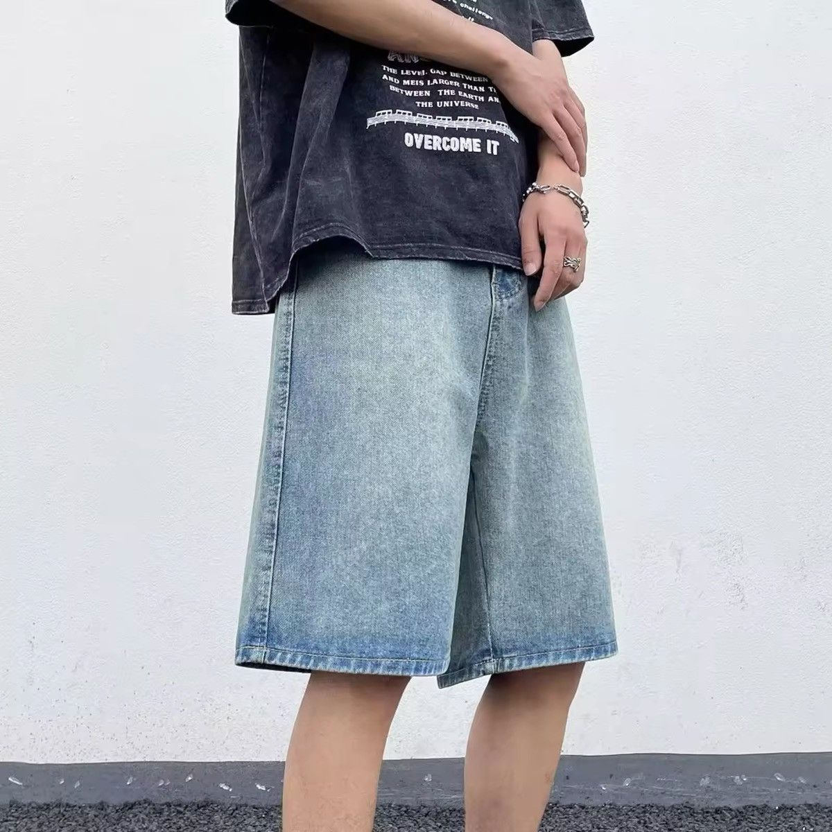 Jean Short Denim Pant Size US 28 / EU 44 - 1 Thumbnail