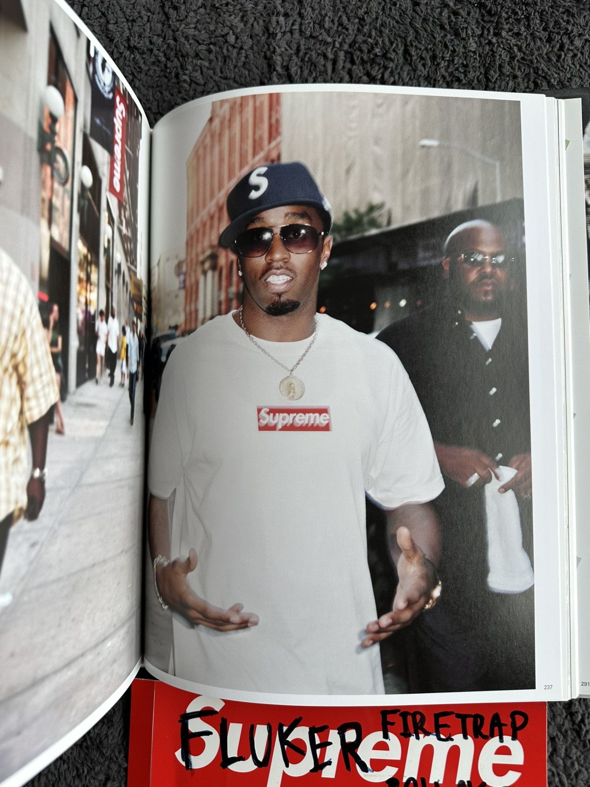 Supreme Supreme Rizzoli book, a hardcover monograph by Rizzoli Size ONE SIZE - 9 Thumbnail