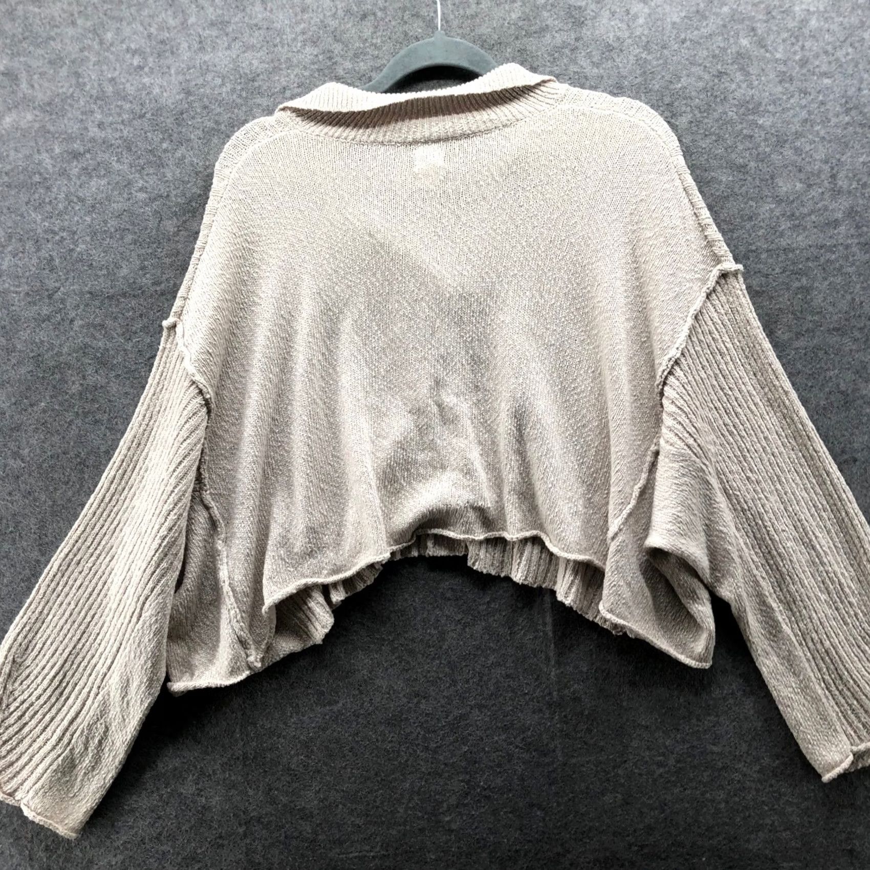 Bdg BDG Urban Outfitters Cardigan Womens S Beige Oversized Cropped Textured Slouchy Size S / US 4 / IT 40 - 2 Thumbnail