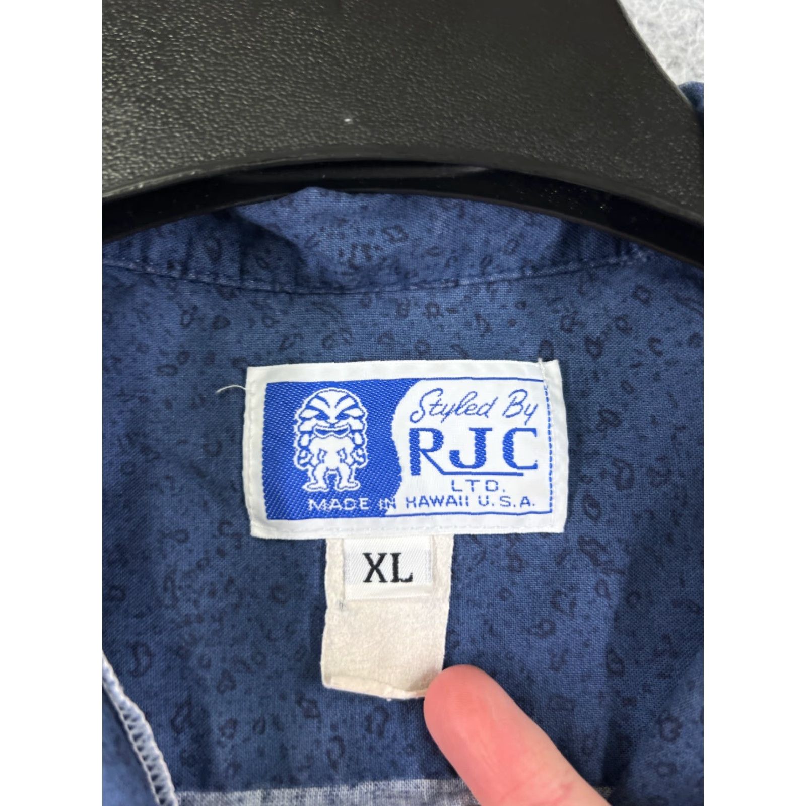 Vintage RJC Shirt Mens Extra Large Blue Beige Floral Hibiscus Button Up Hawaiian Resort Luau Aloha 90s Mens XL Blue Size US XL / EU 56 / 4 - 3 Thumbnail