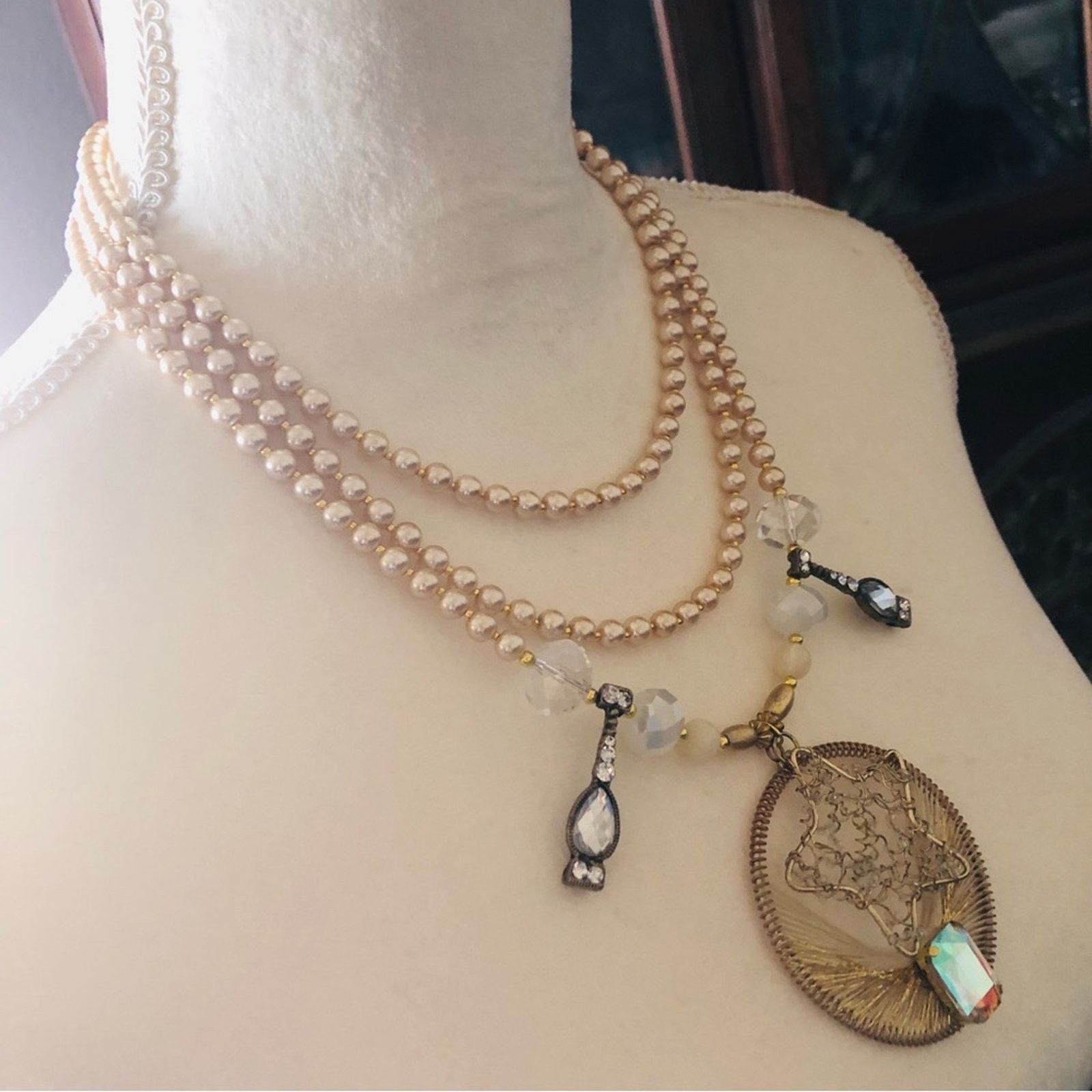Handmade Handcrafted repurpose moon & stars gem Pearl necklace Size ONE SIZE - 3 Thumbnail