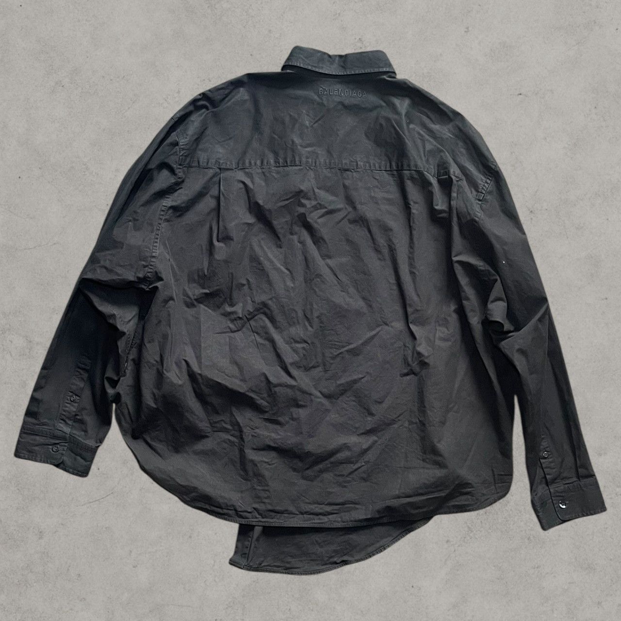 Balenciaga Balenciaga Oversized Asymmetrical Tucked Button Shirt Sz 34 Size US M / EU 48-50 / 2 - 3 Thumbnail