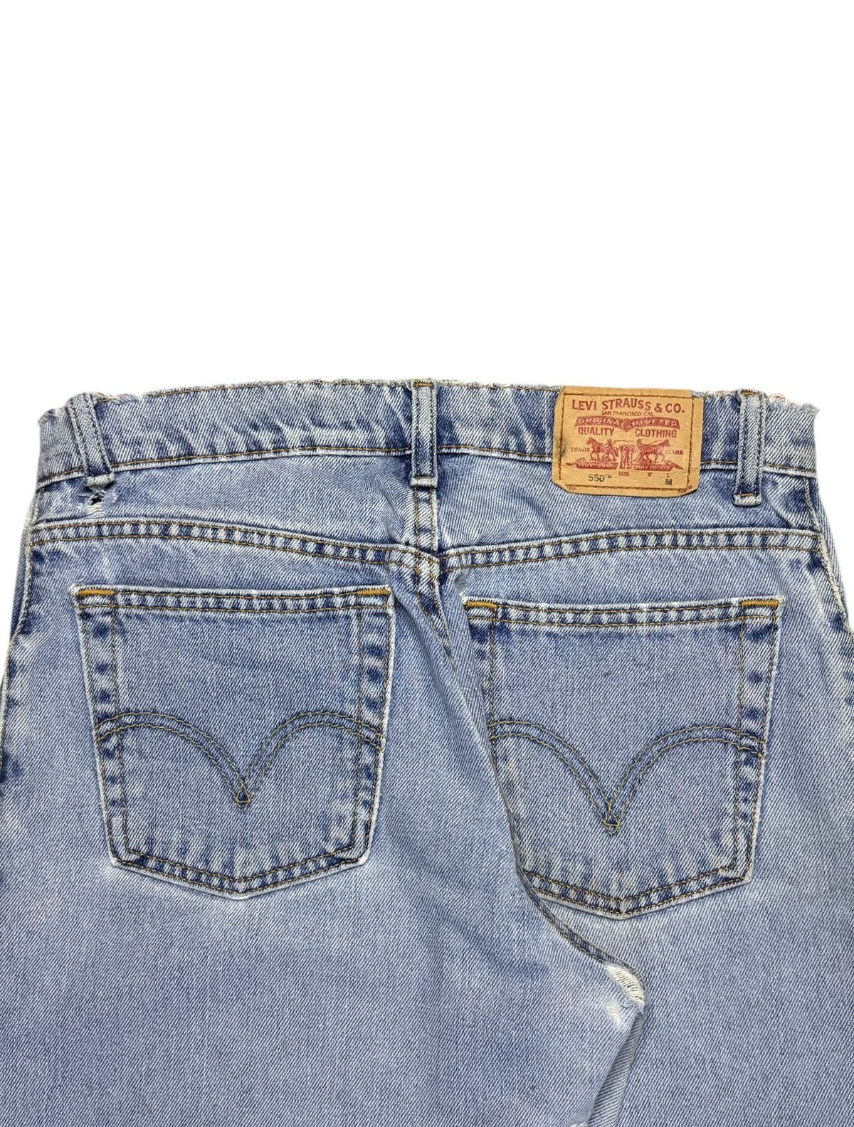 Levi's Vintage 90s Levis 550 Relaxed Fit Blue Wash Distressed Jeans Size US 30 / EU 46 - 8 Thumbnail