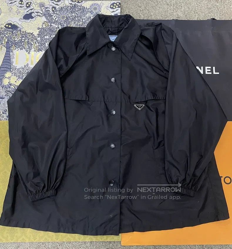 Prada Prada Size36 Black triangle standard windbreaker jacket Size US XXS / EU 40 - 1 Thumbnail