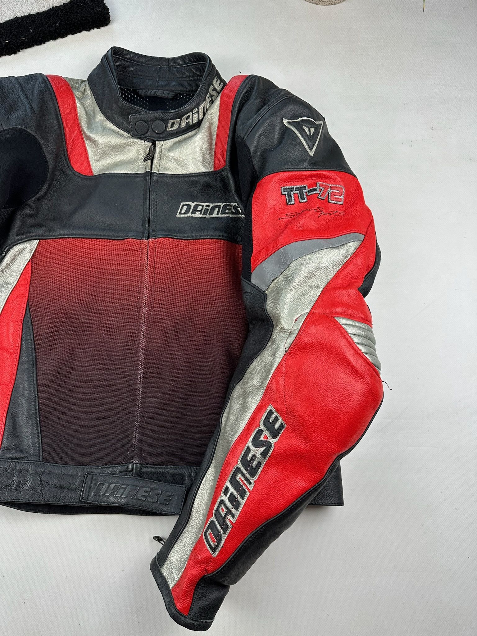 Dainese Dainese Leather Suit Superbike Jacket & Pants Size US L / EU 52-54 / 3 - 13 Thumbnail