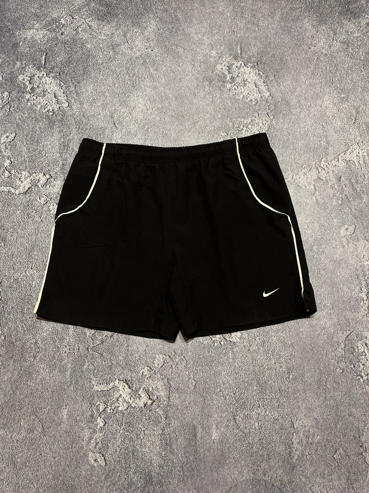 Japanese Brand × Nike × Vintage Shorts nike vintage 00s Size US 34 / EU 50 - 1 Thumbnail
