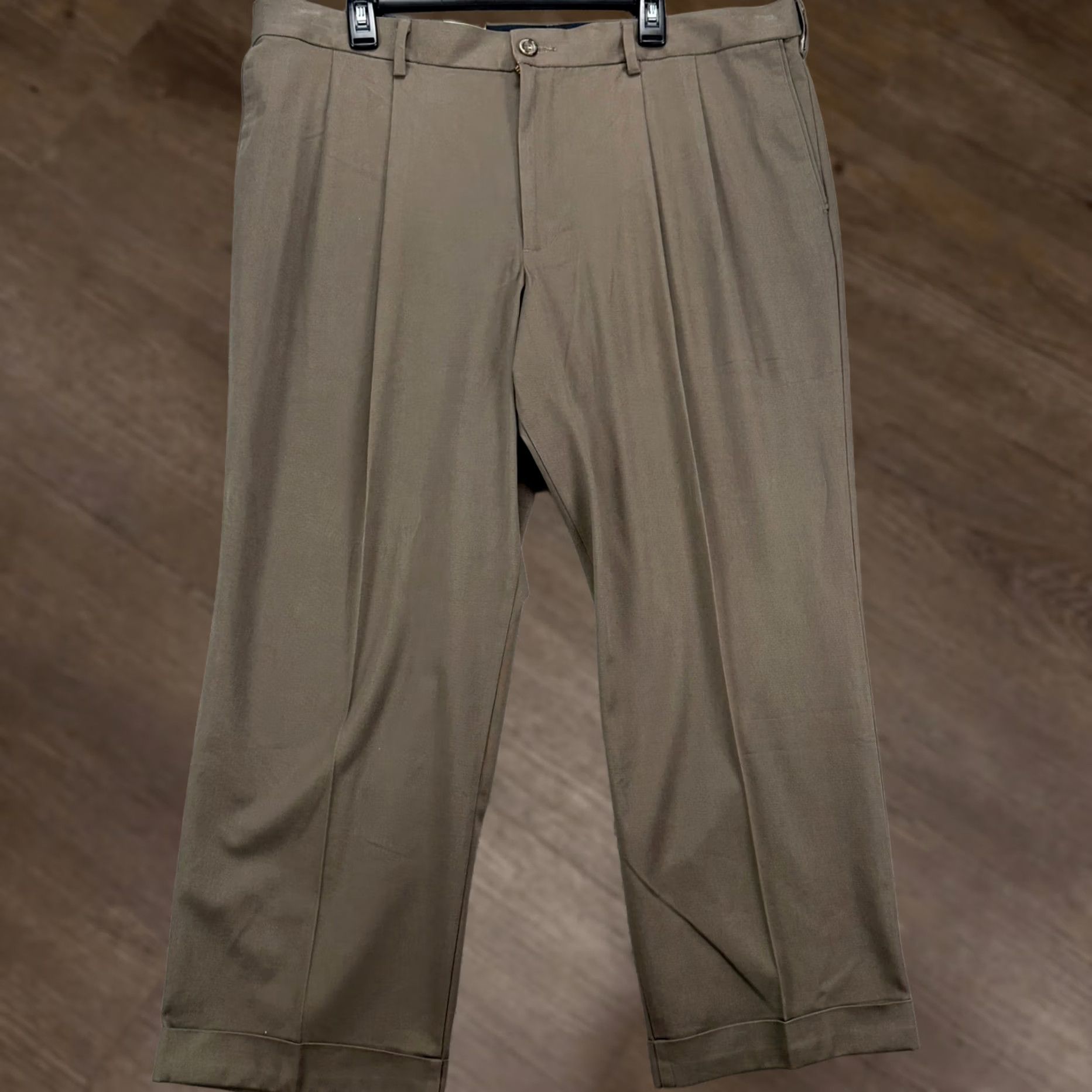 Dockers Dockers The Best Pressed Mens Khaki Pleated Pants Pants 40x29 Brown Chino Stretch NEW Size US 40 / EU 56 - 1 Thumbnail