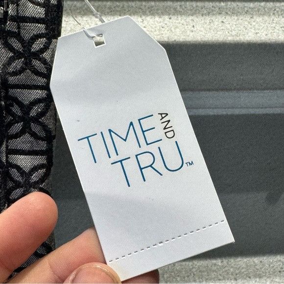 Other Time and Tru Black and Gray Geometric Crossbody Bag Size ONE SIZE - 4 Thumbnail