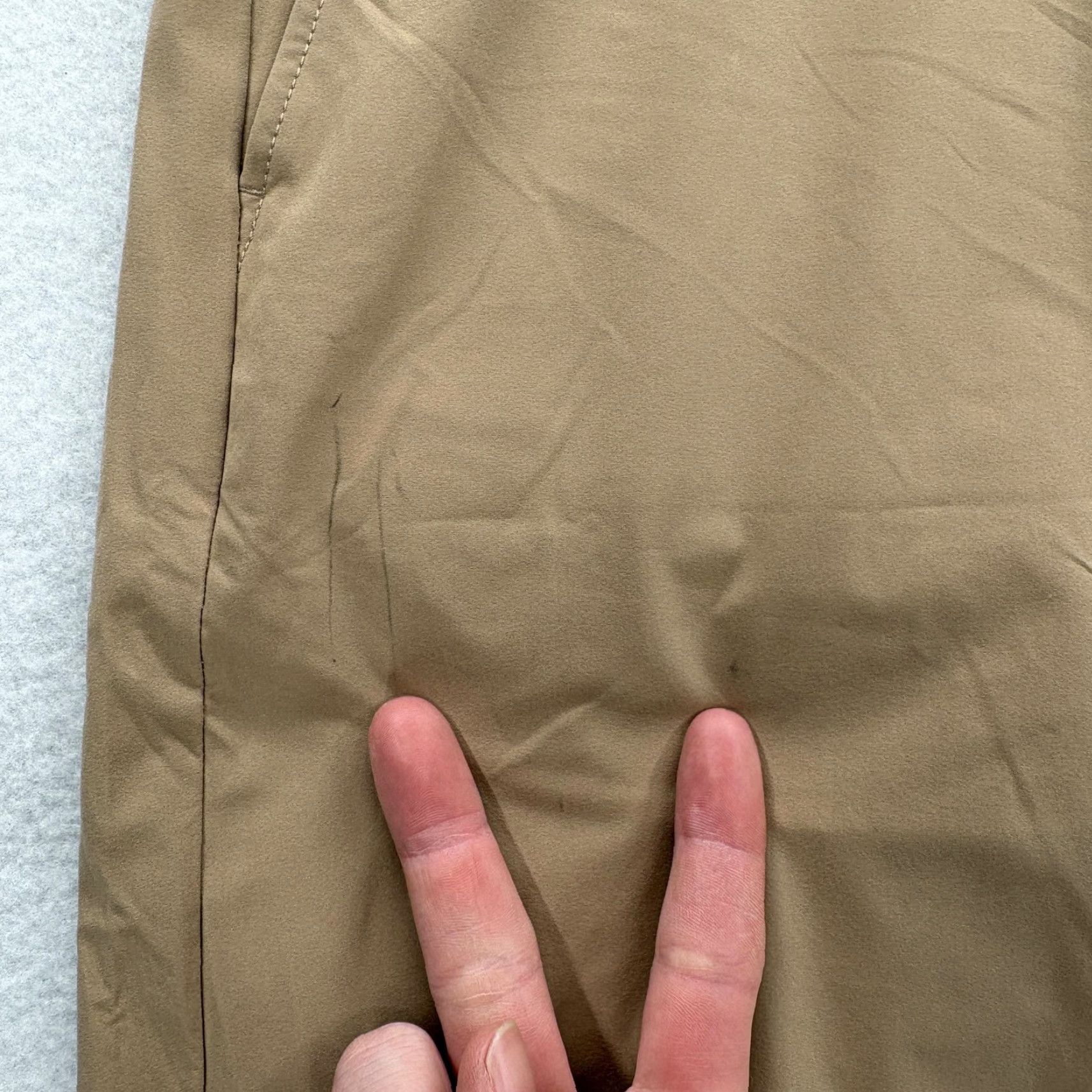J.Crew J.Crew Flex Tech Pants Mens 34x32 Slim Straight Leg Beige Polyester Stretch Pockets Flat Front Brown 90s? Size US 34 / EU 50 - 4 Thumbnail