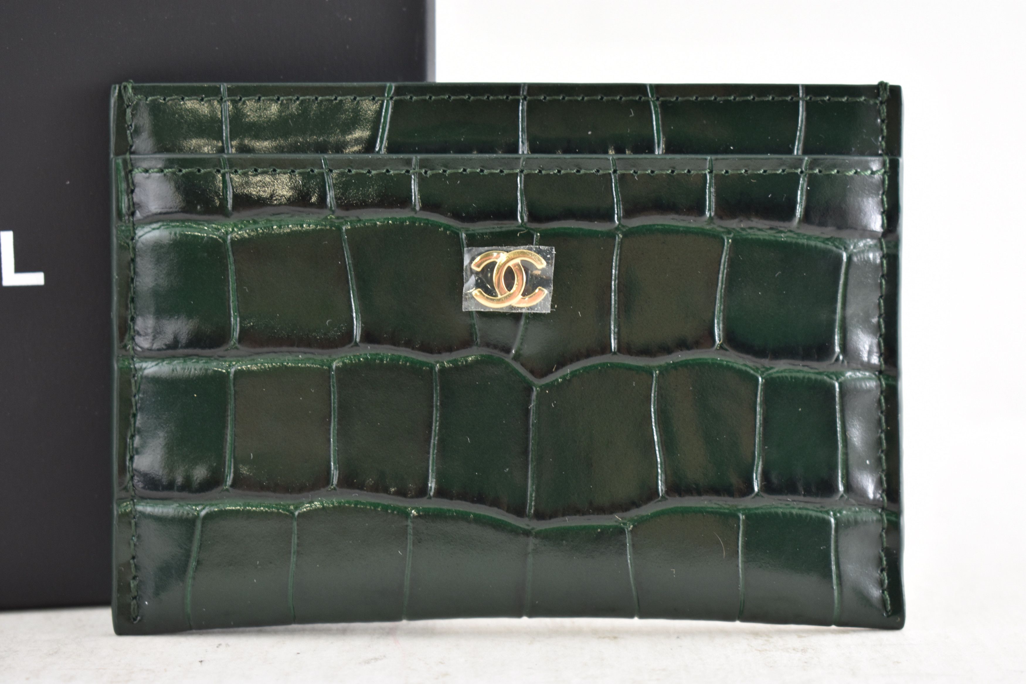 Chanel 26S Emerald Crocodile Embossed Credit Card Holder Wallet Size ONE SIZE - 3 Thumbnail