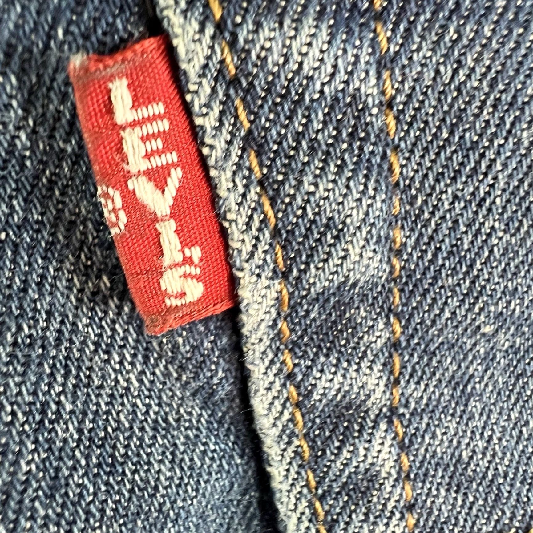 Levi's VINTAGE Levi's 514 Jeans Mens 34x32 Blue Straight Denim 5-Pocket 90s Retro USA Big E Distressed Mid Rise Regular Fit Jeans Size US 34 / EU 50 - 7 Thumbnail